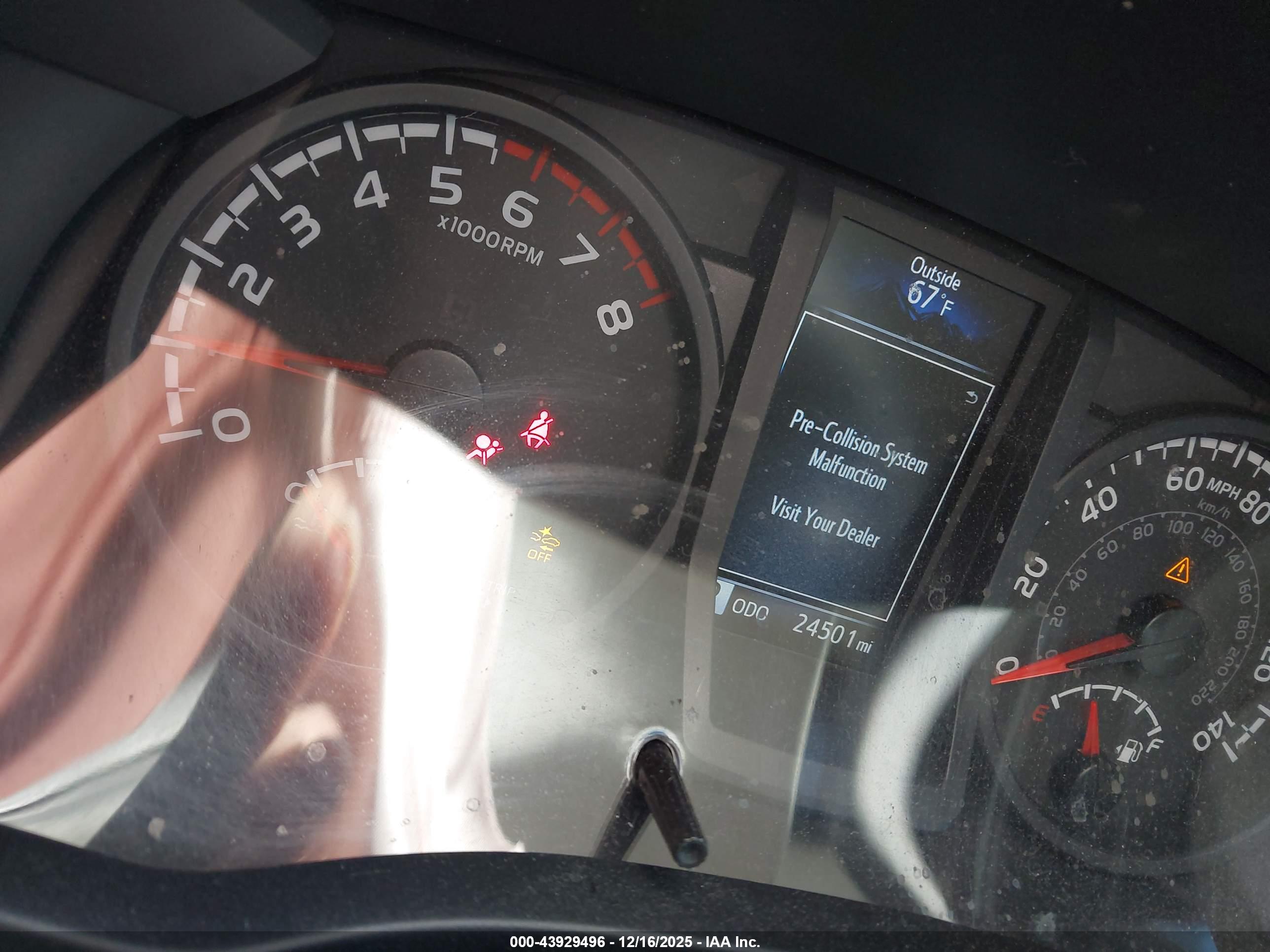 TOYOTA TACOMA image 7