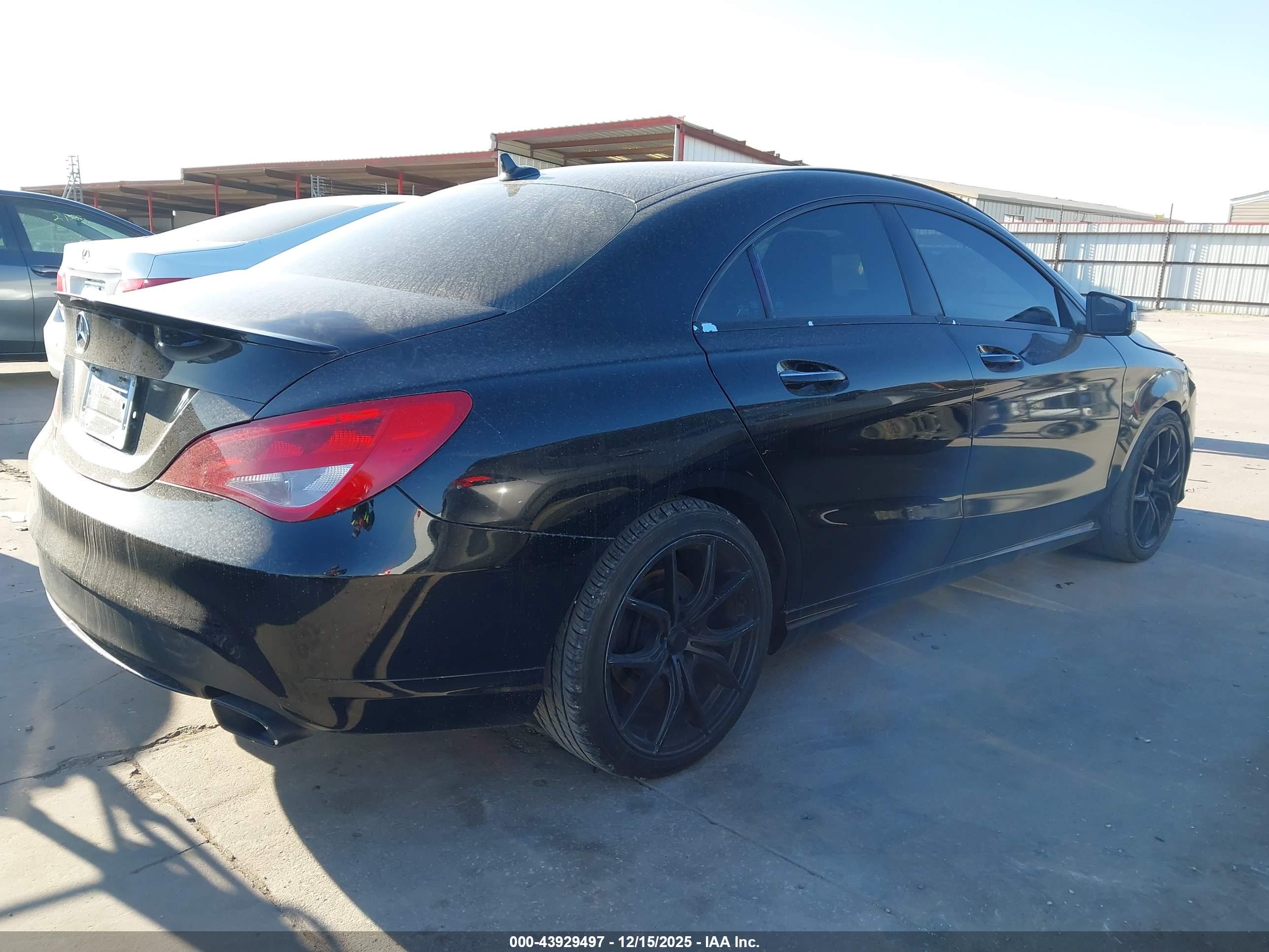 MERCEDES-BENZ CLA image 4