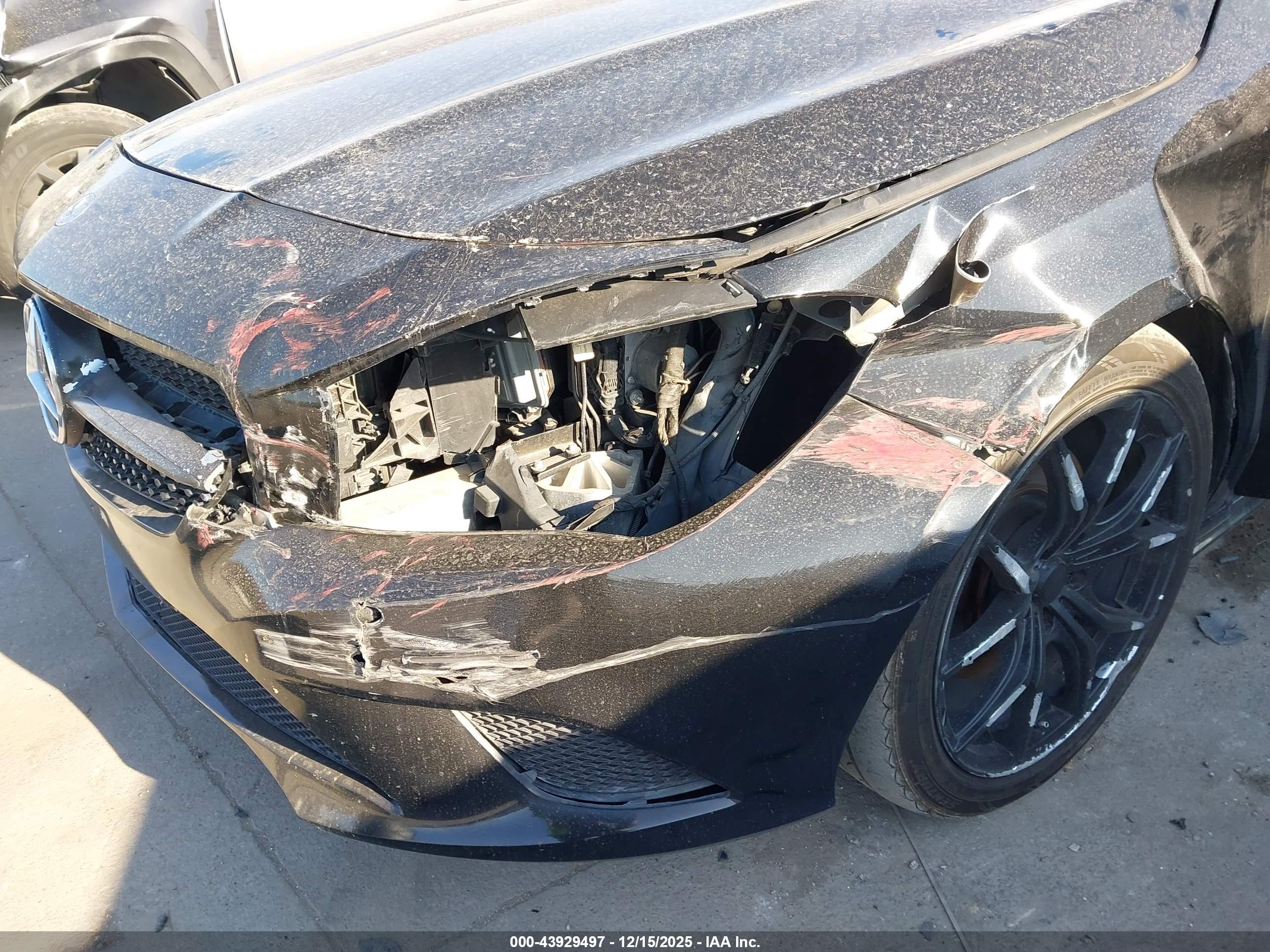 MERCEDES-BENZ CLA image 6