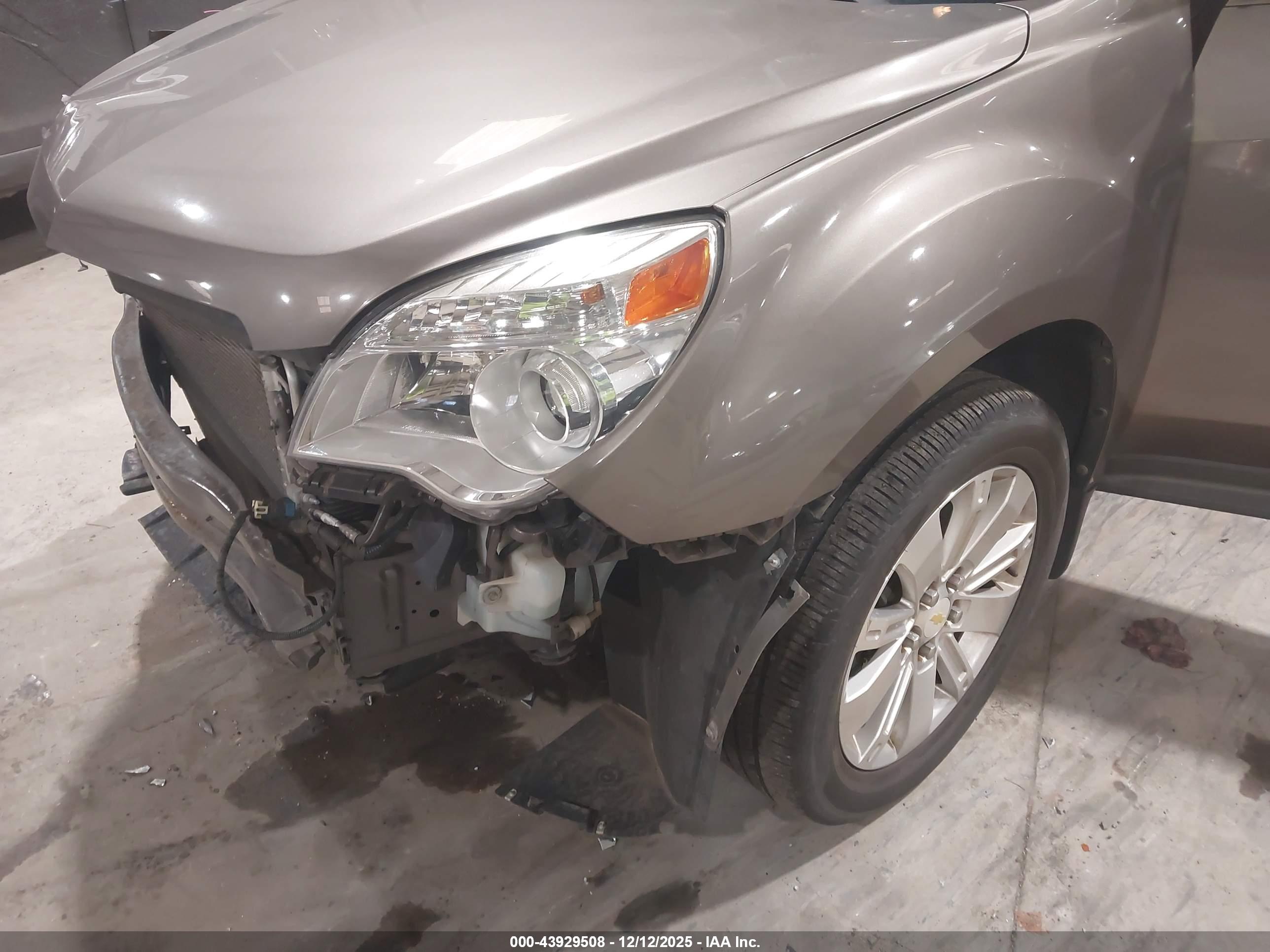 CHEVROLET EQUINOX image 6