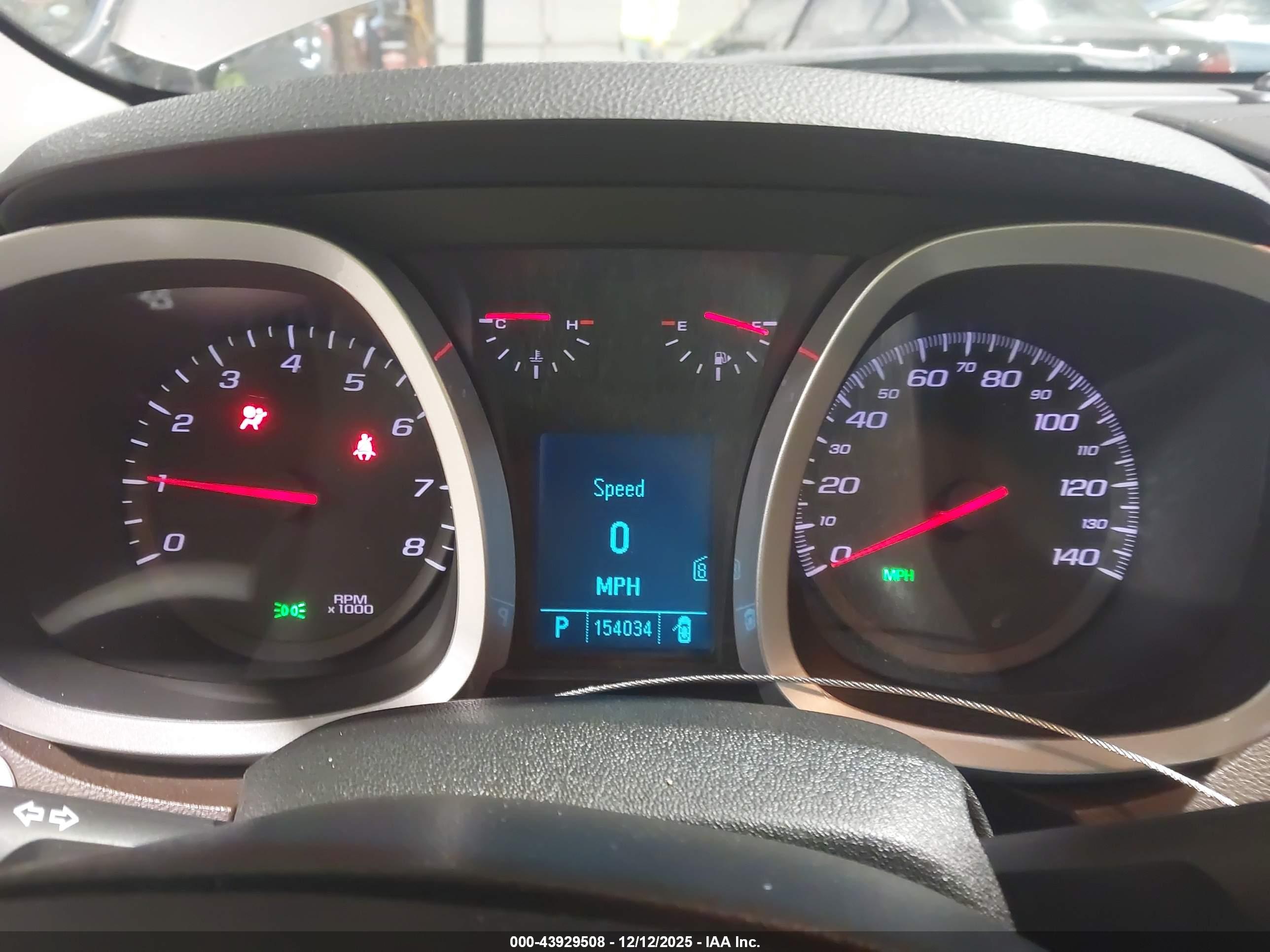 CHEVROLET EQUINOX image 7
