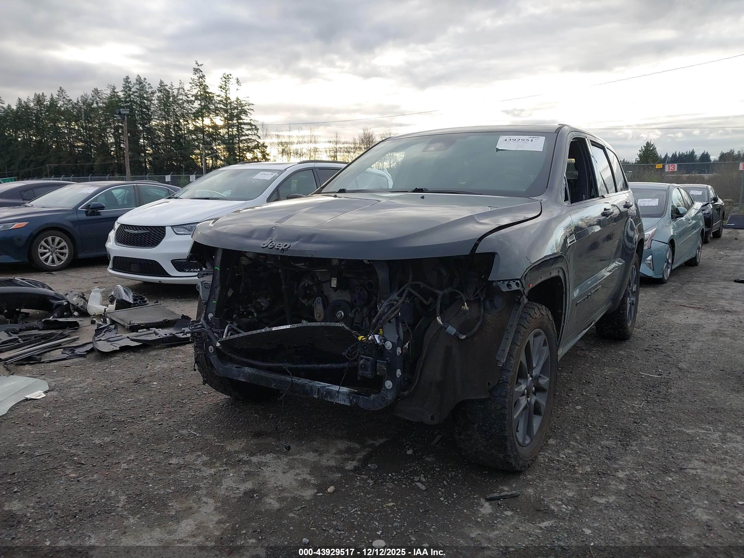 JEEP GRAND image 6