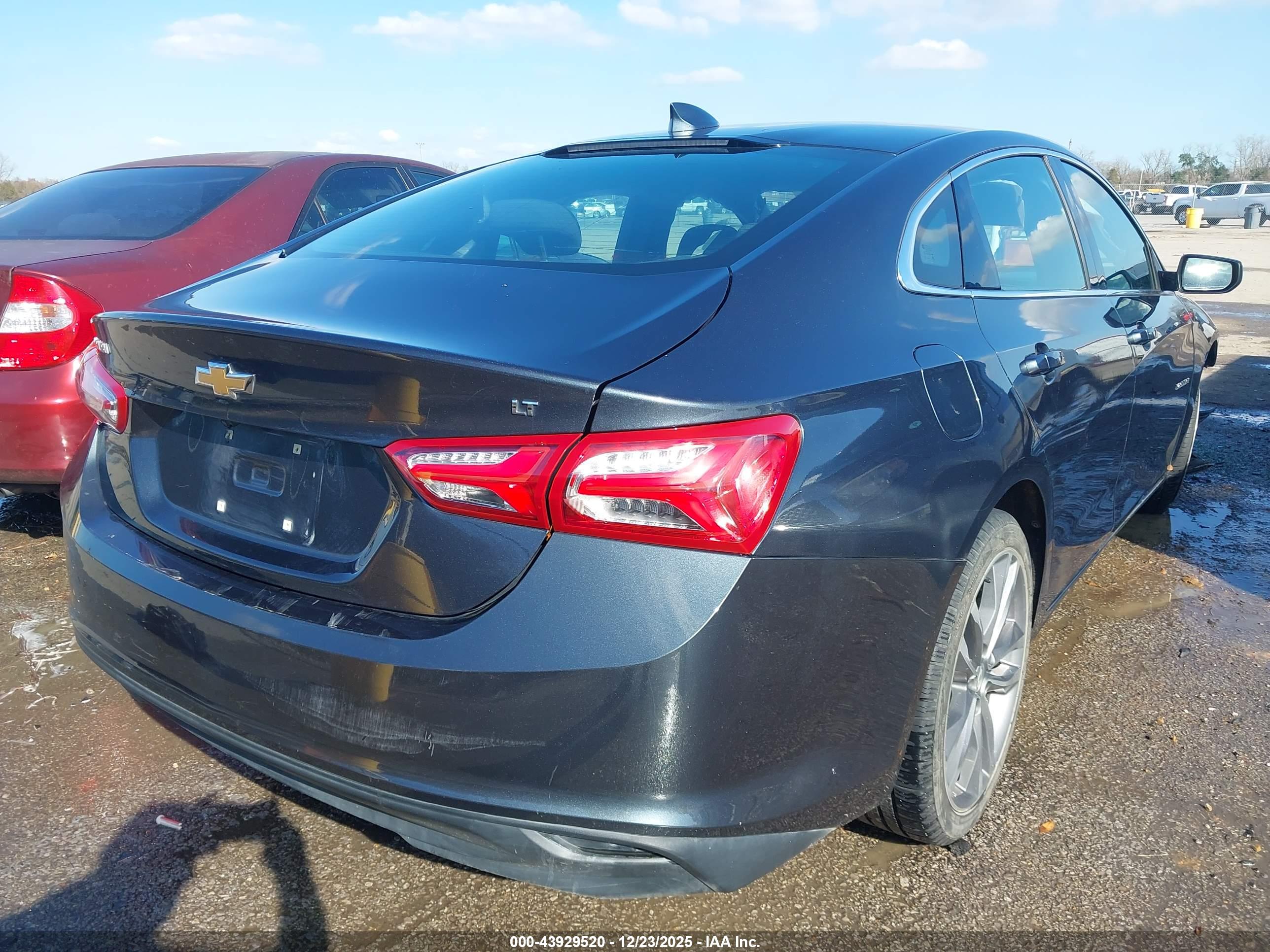 CHEVROLET MALIBU image 4