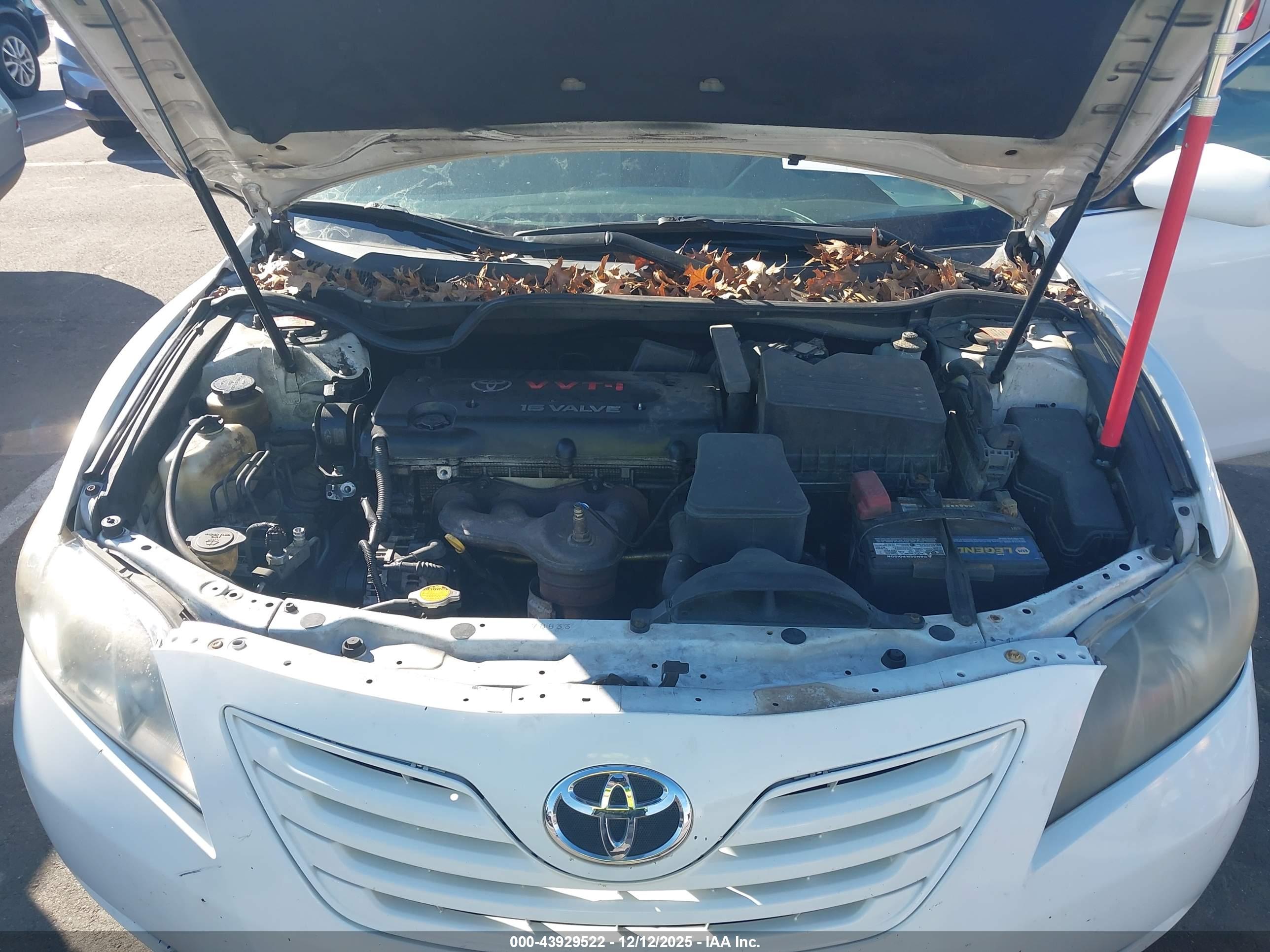TOYOTA CAMRY image 10