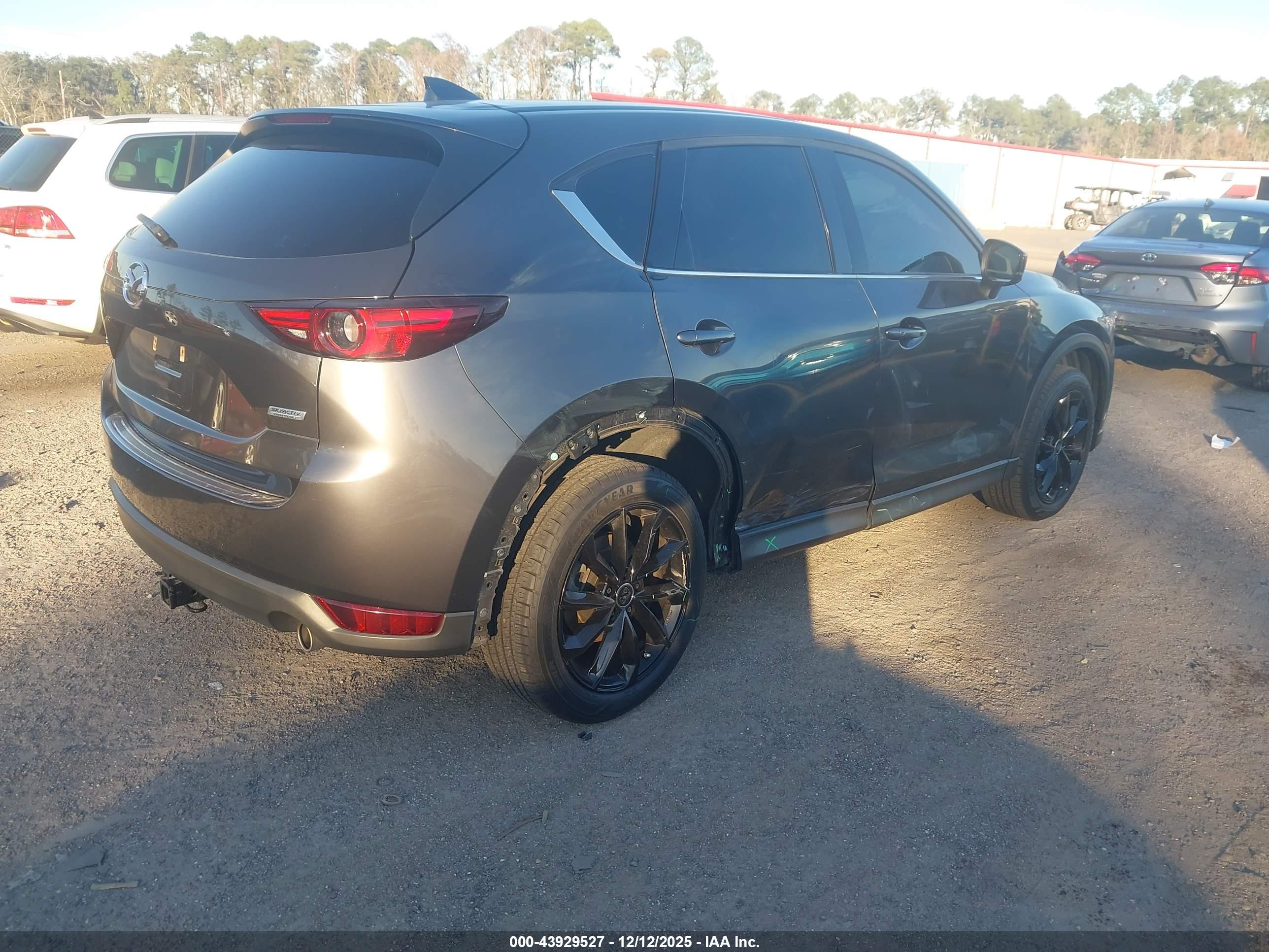 MAZDA CX-5 image 4