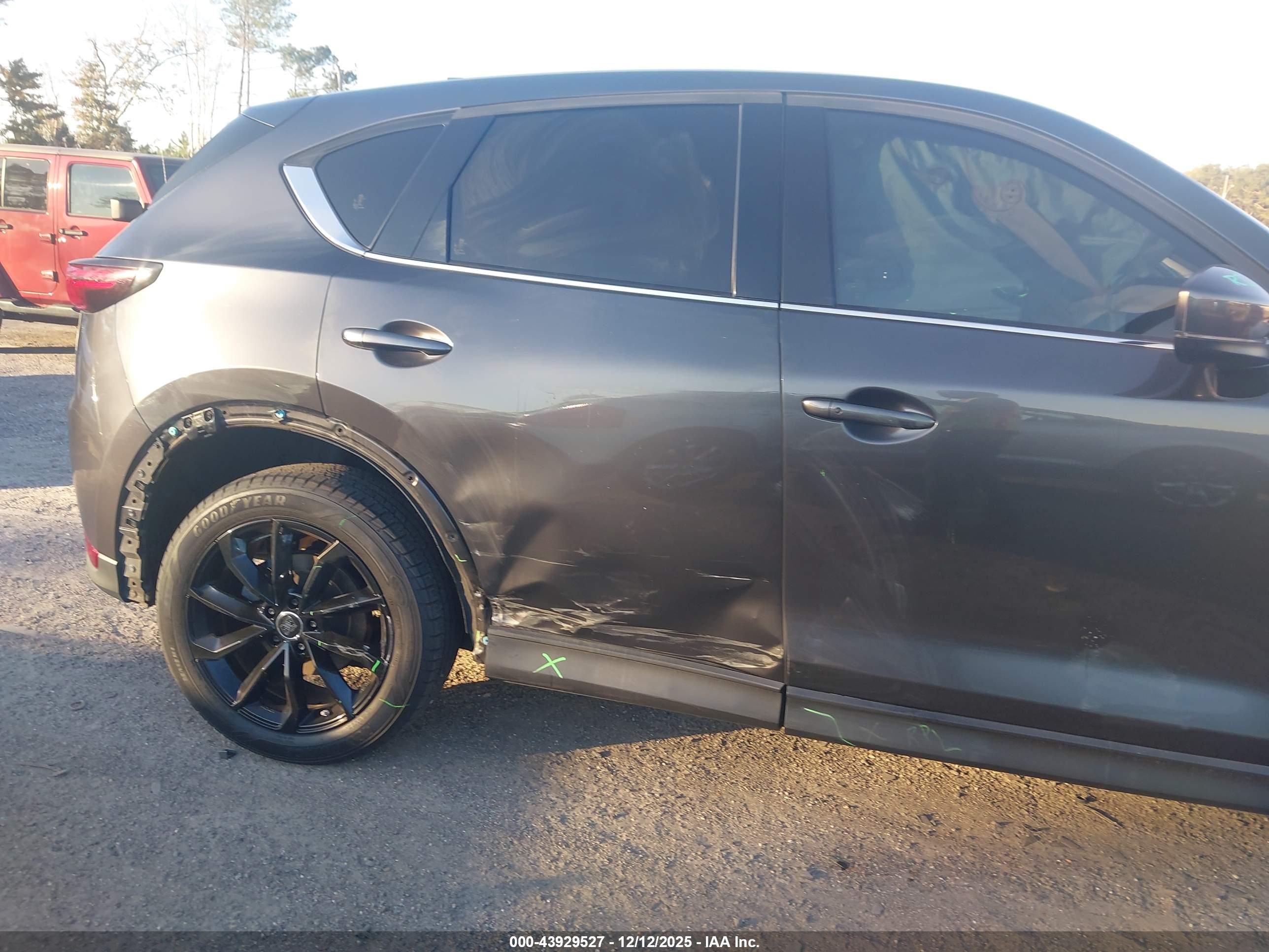 MAZDA CX-5 image 6
