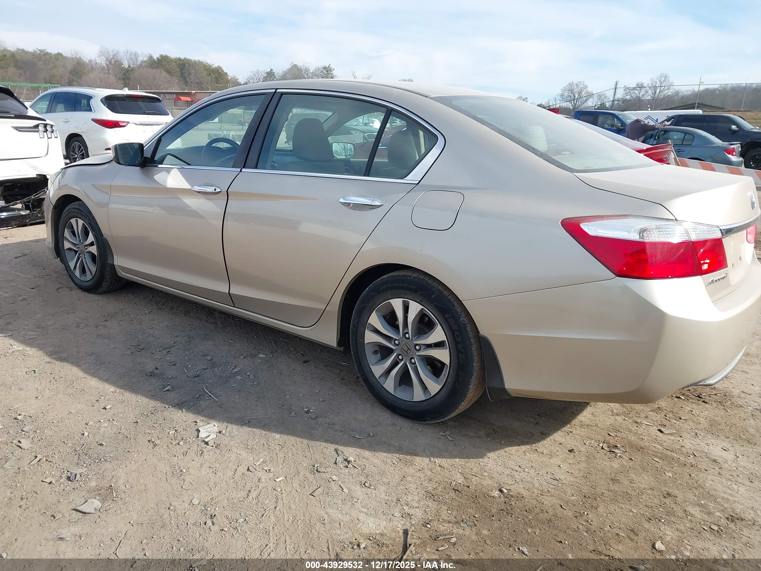 HONDA ACCORD image 3