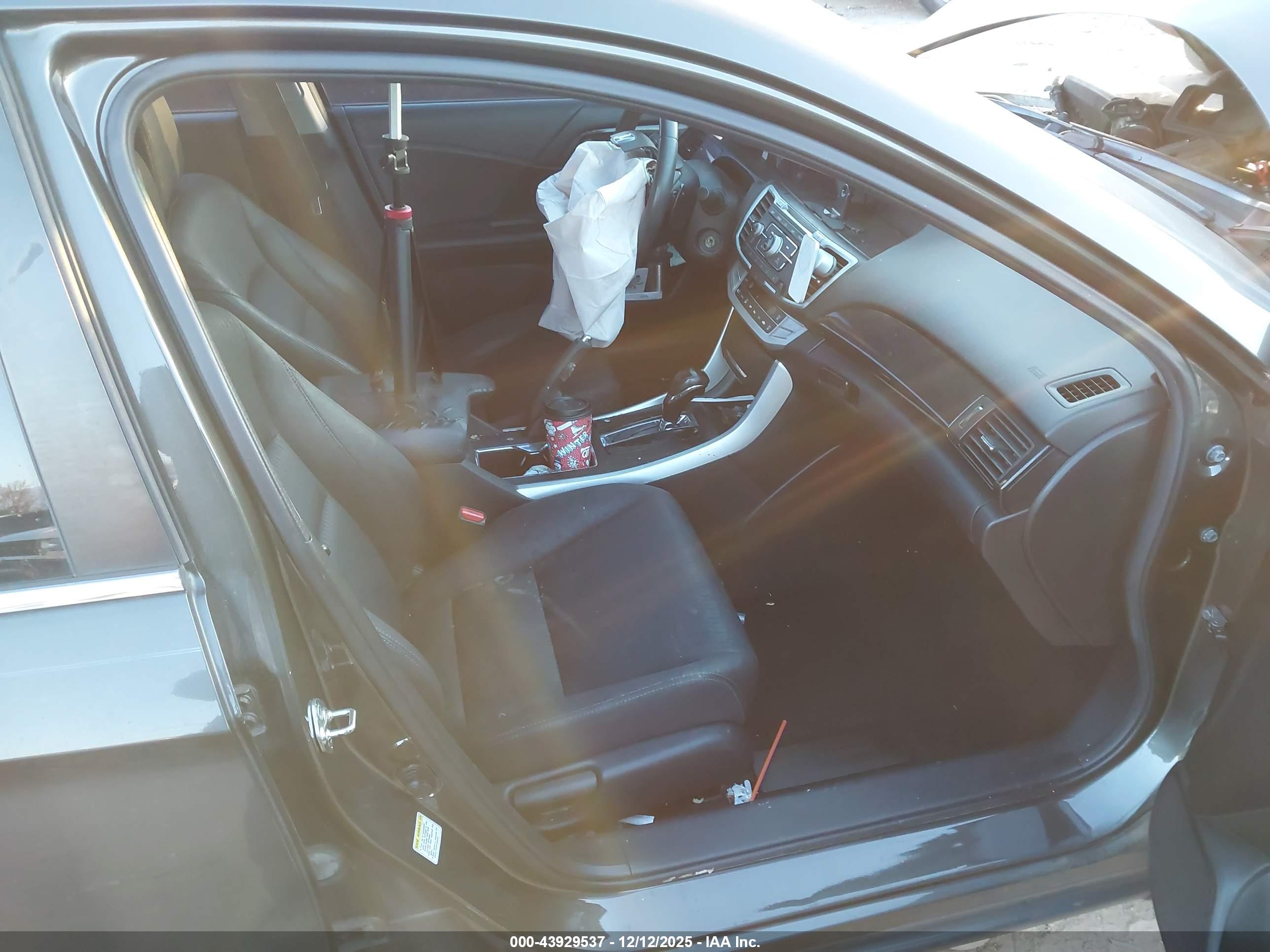 HONDA ACCORD image 5