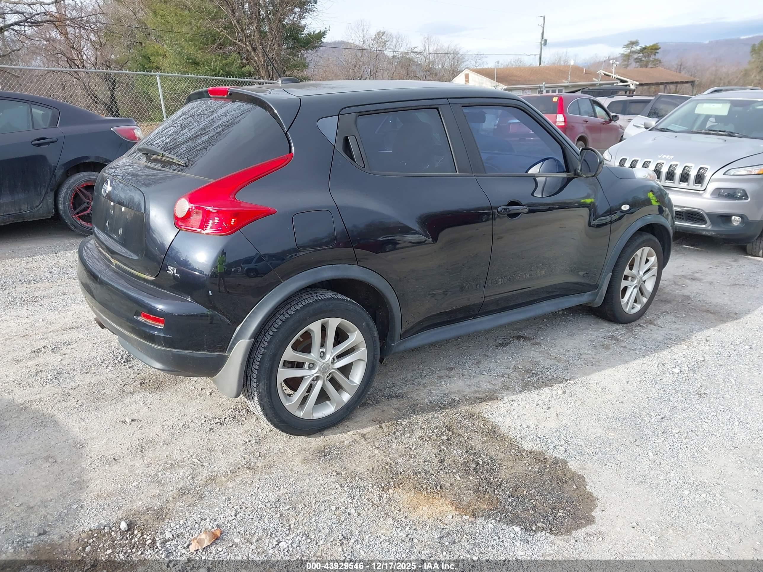NISSAN JUKE image 4