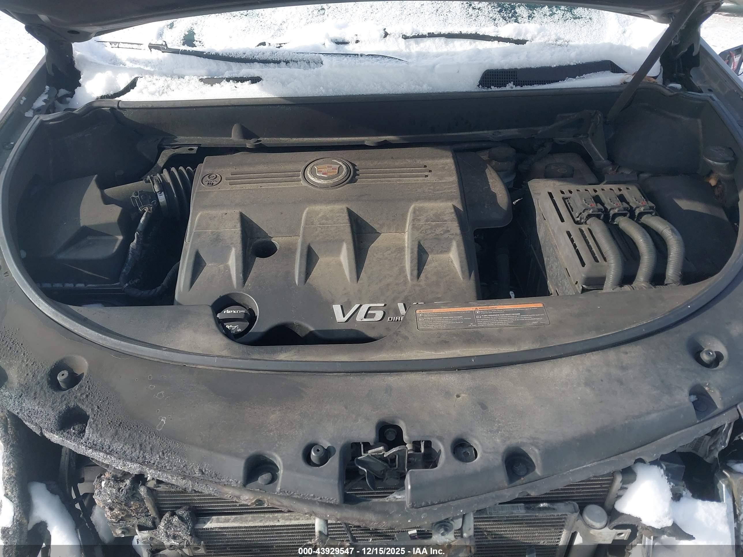 CADILLAC SRX image 10