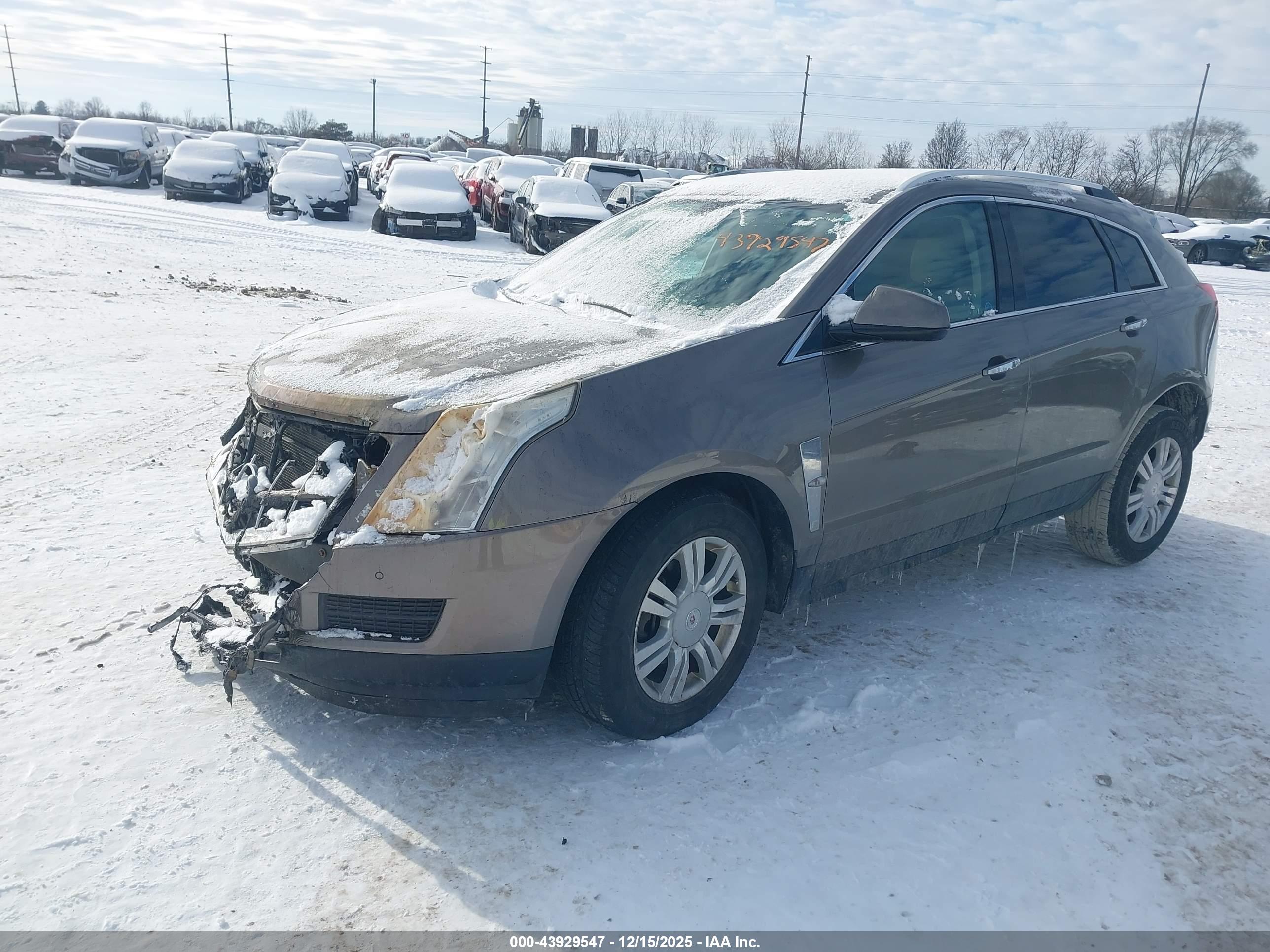 CADILLAC SRX image 2