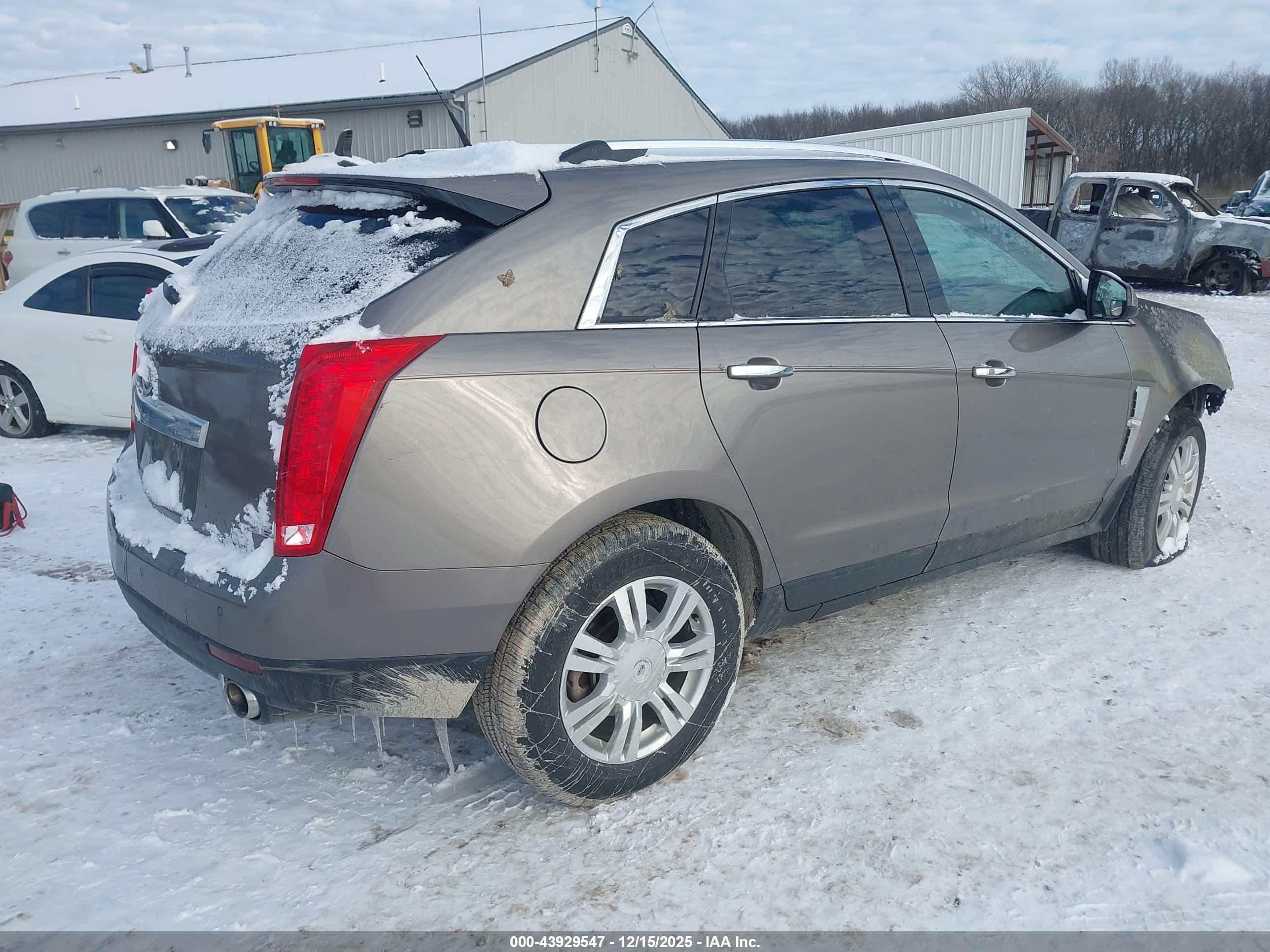 CADILLAC SRX image 4
