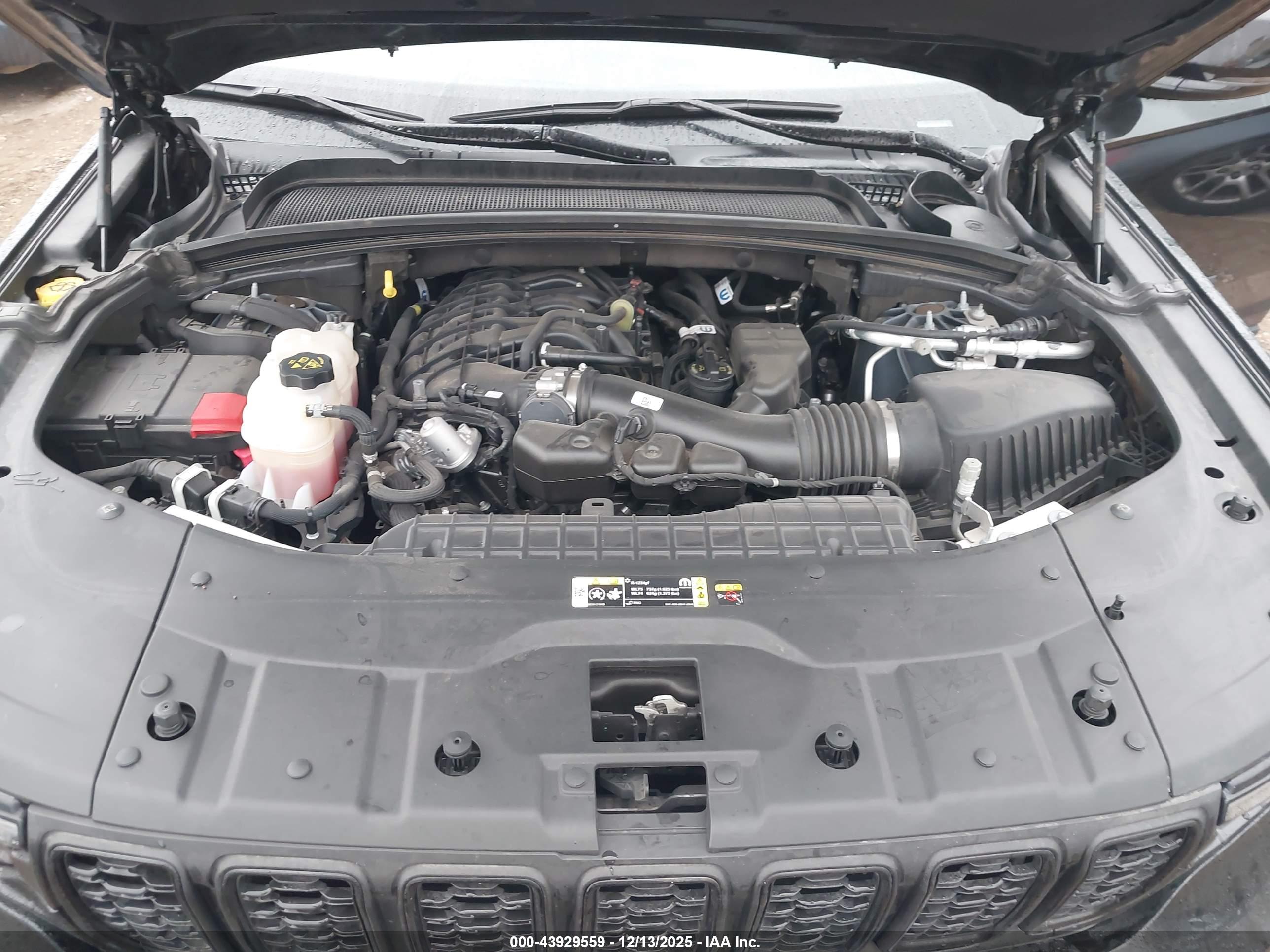 JEEP GRAND image 10