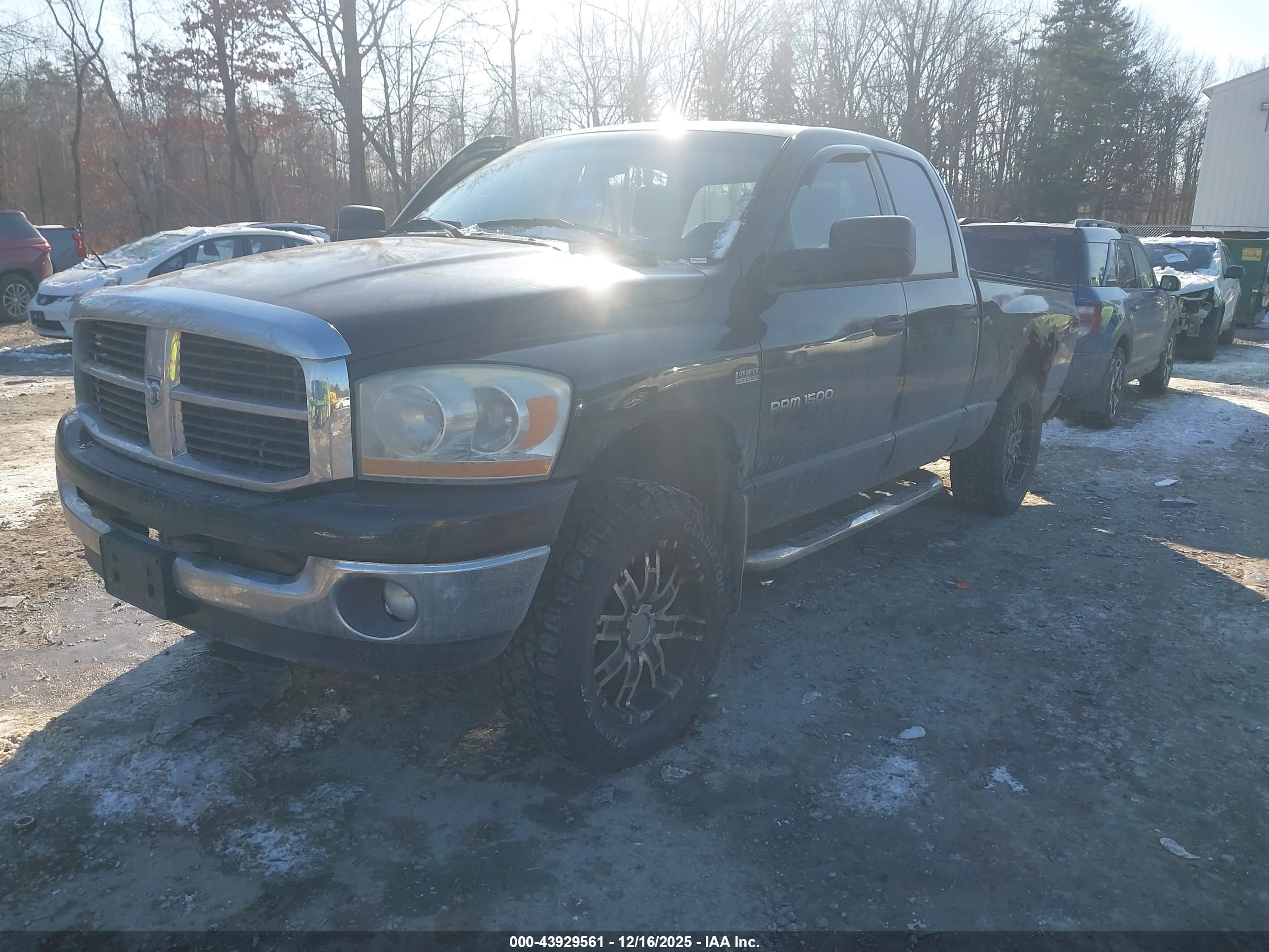 DODGE RAM image 2