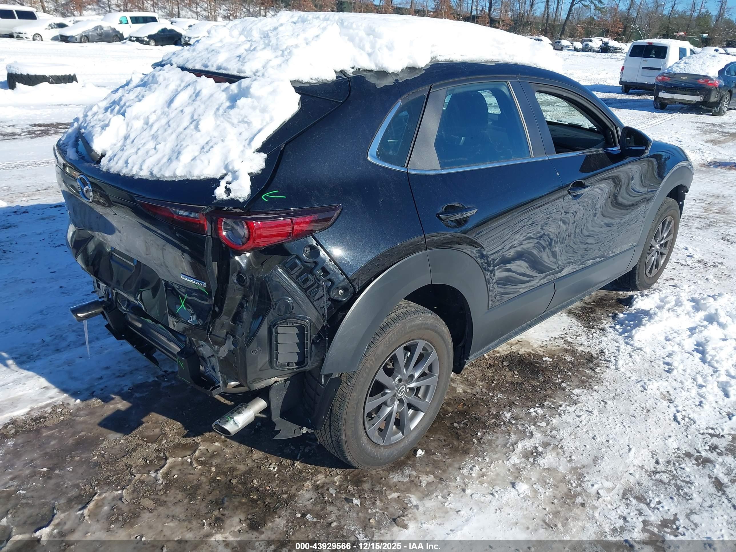 MAZDA CX-30 image 4
