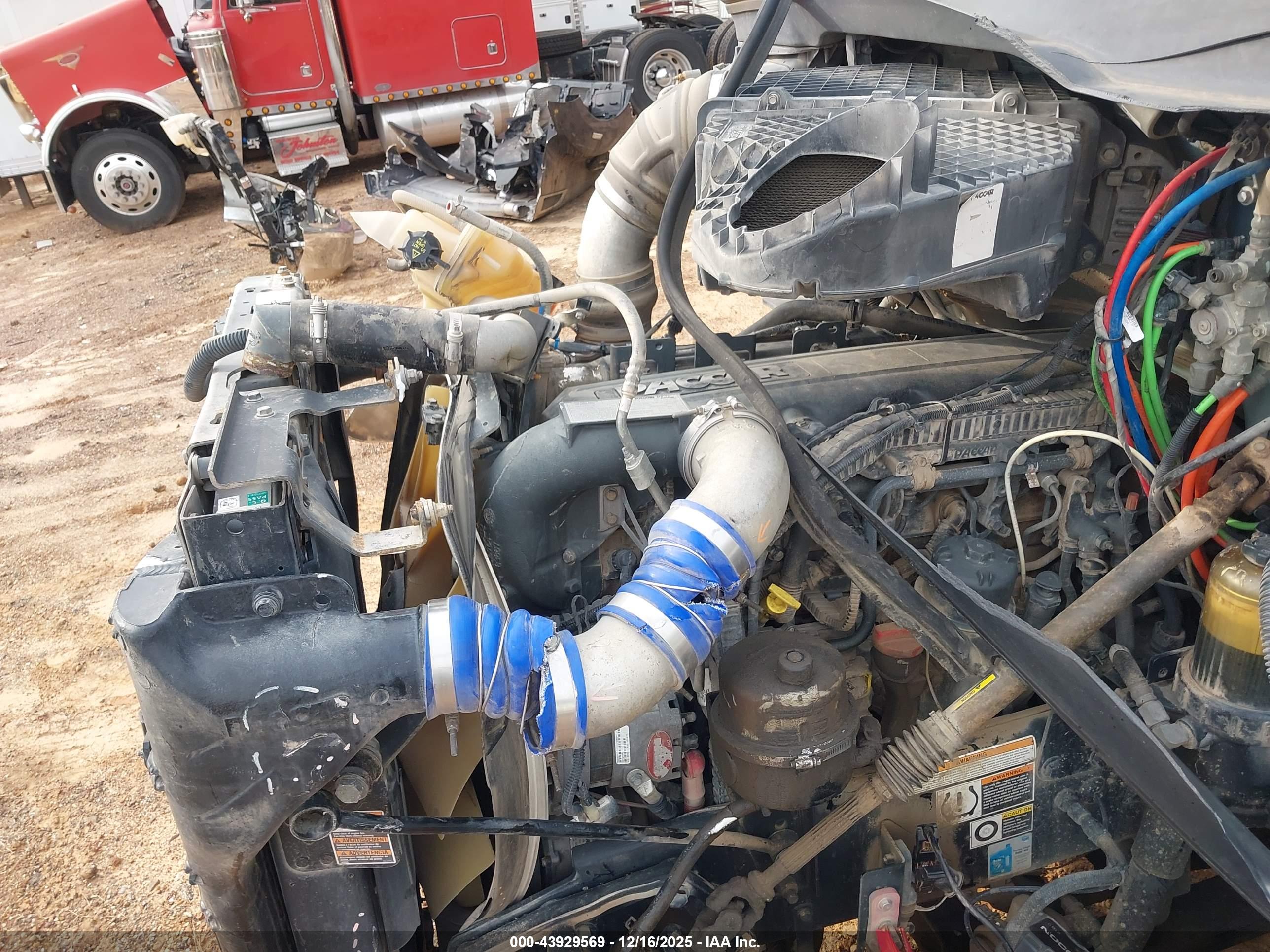 PETERBILT 579 image 10