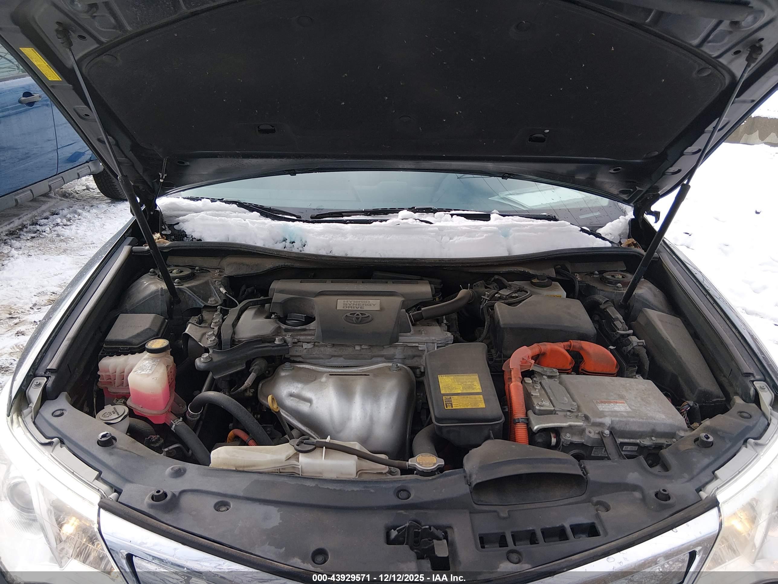 TOYOTA CAMRY image 10
