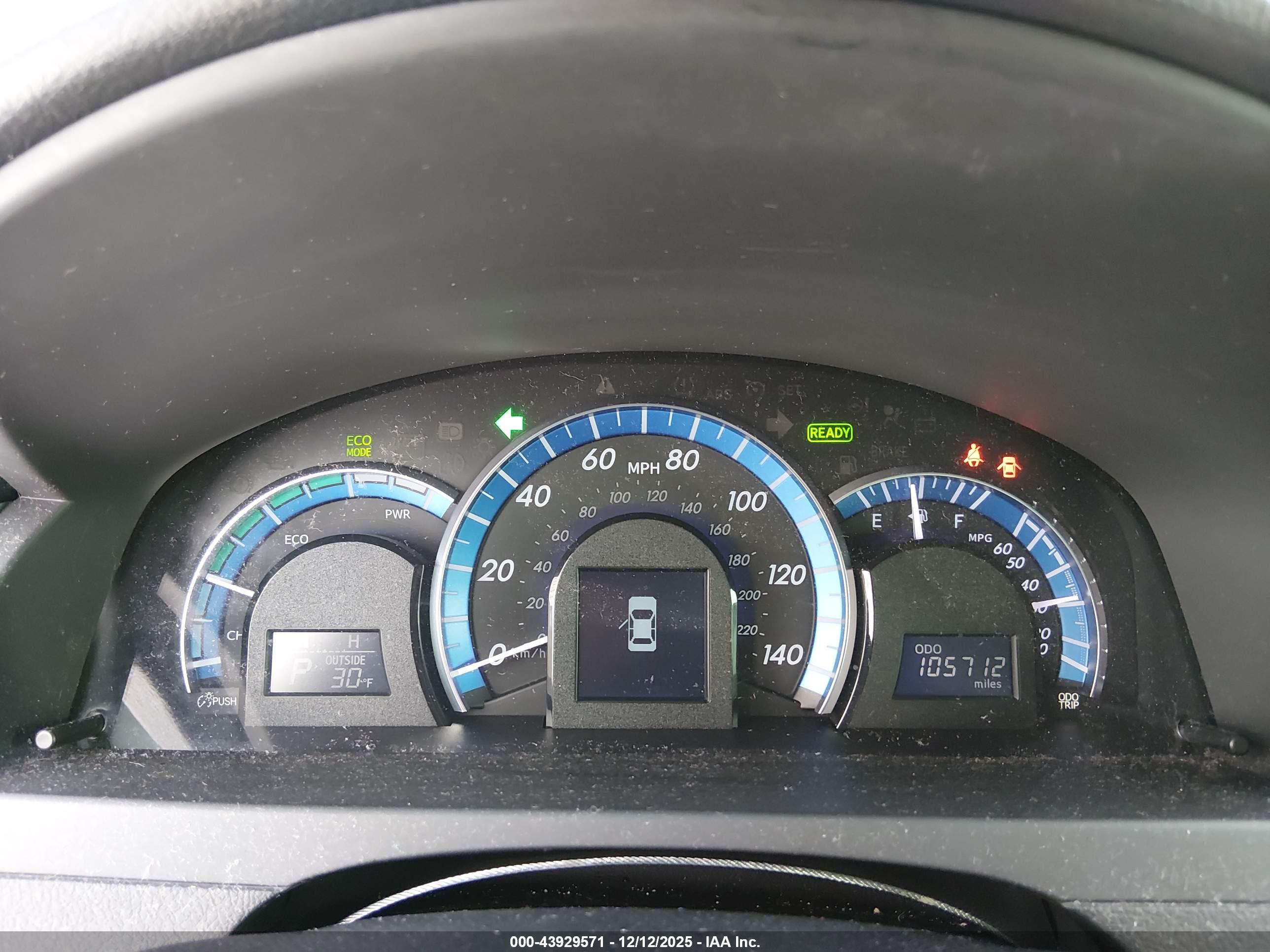 TOYOTA CAMRY image 7