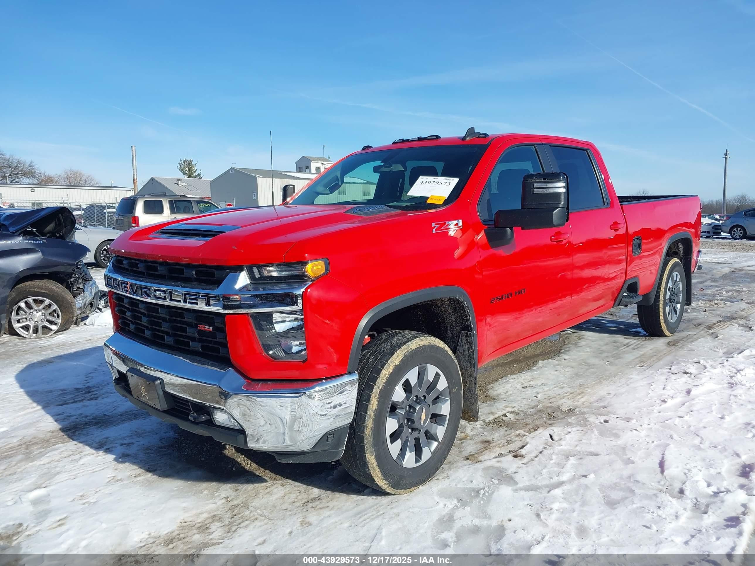 CHEVROLET SILVERADO image 2
