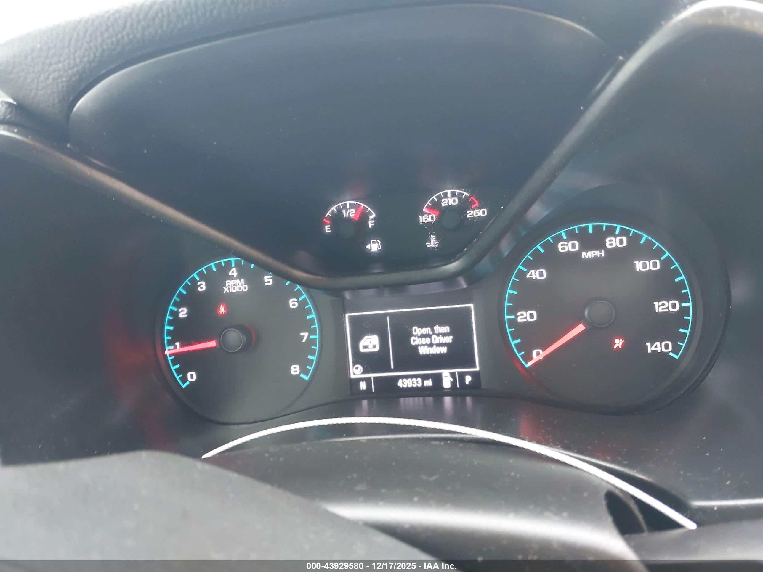 CHEVROLET COLORADO image 7