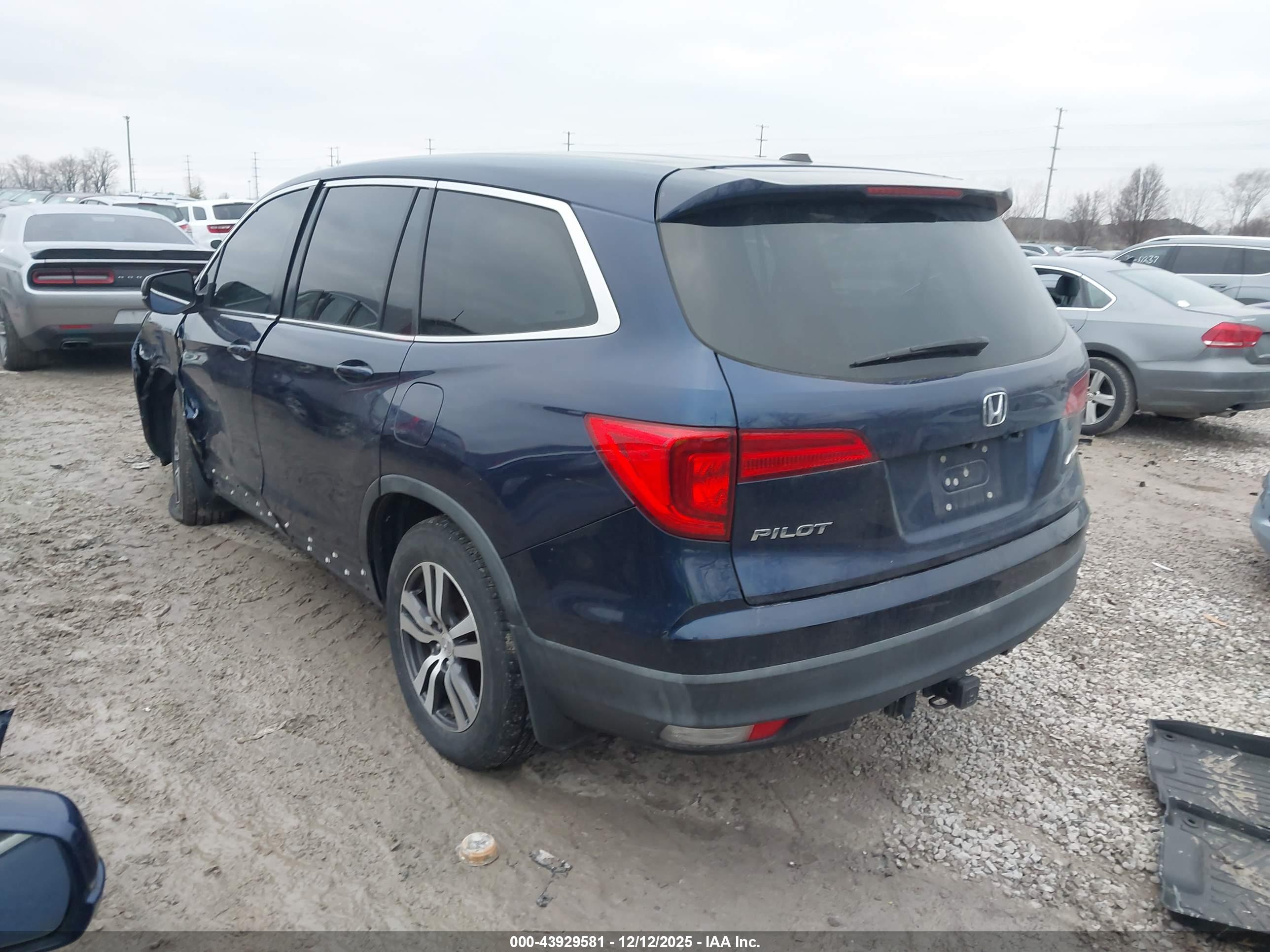 HONDA PILOT image 3