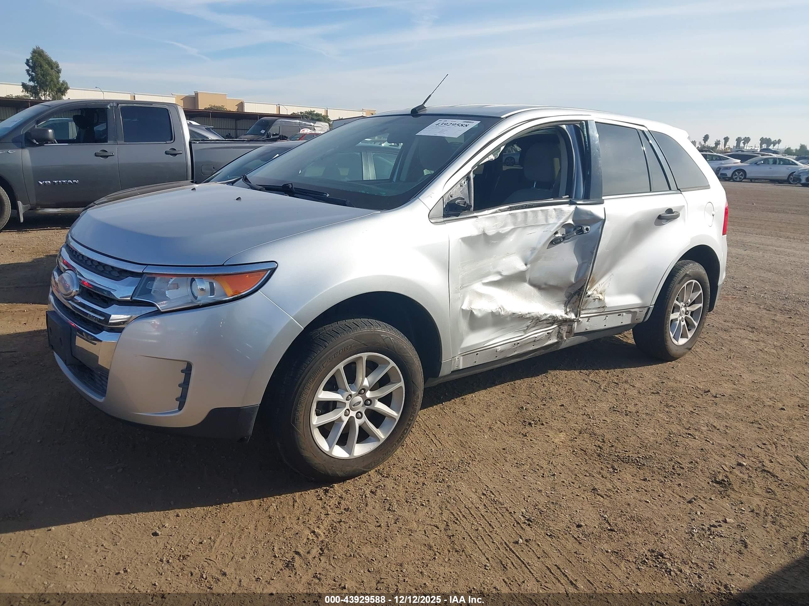 FORD EDGE image 2