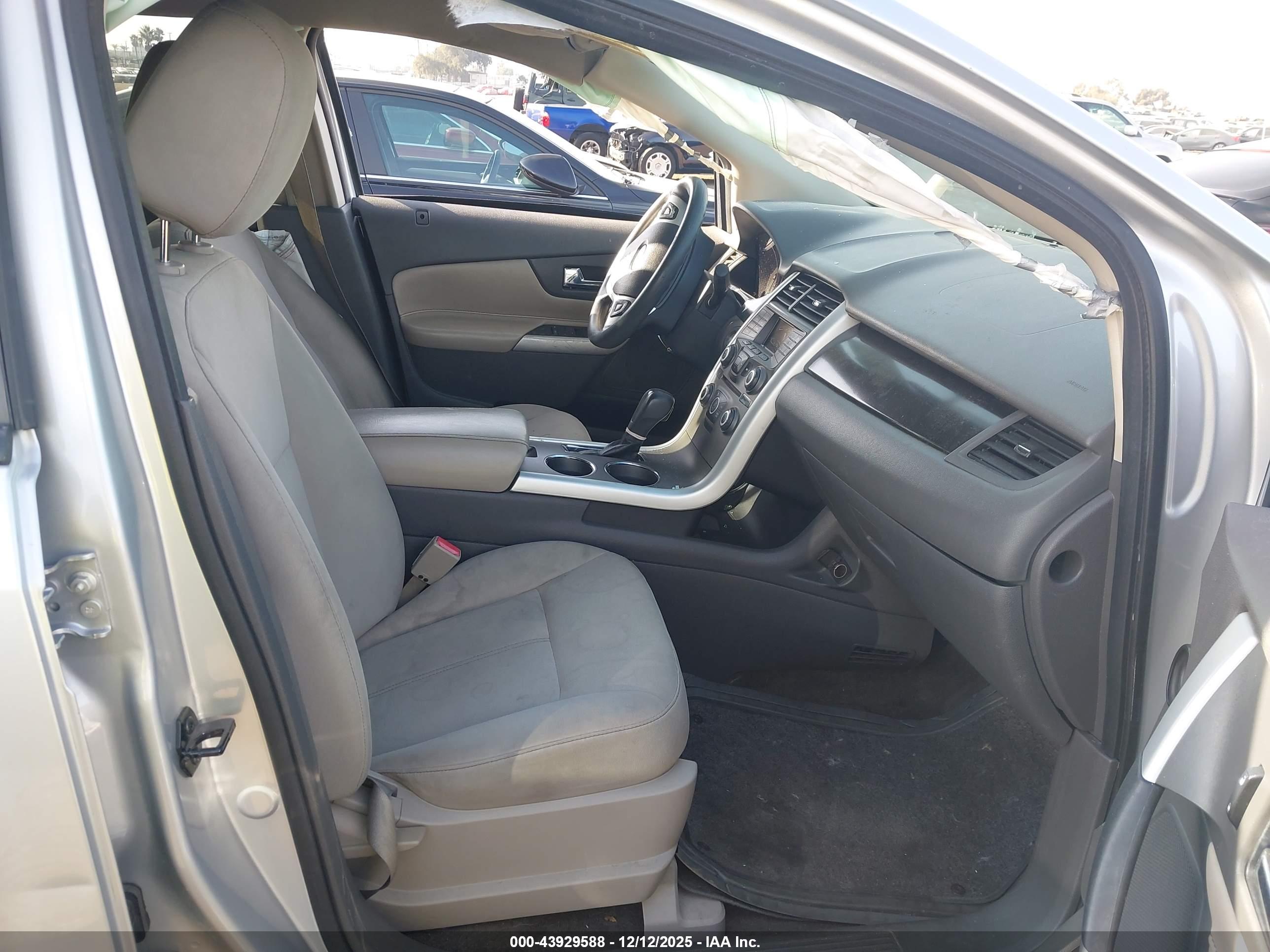 FORD EDGE image 5