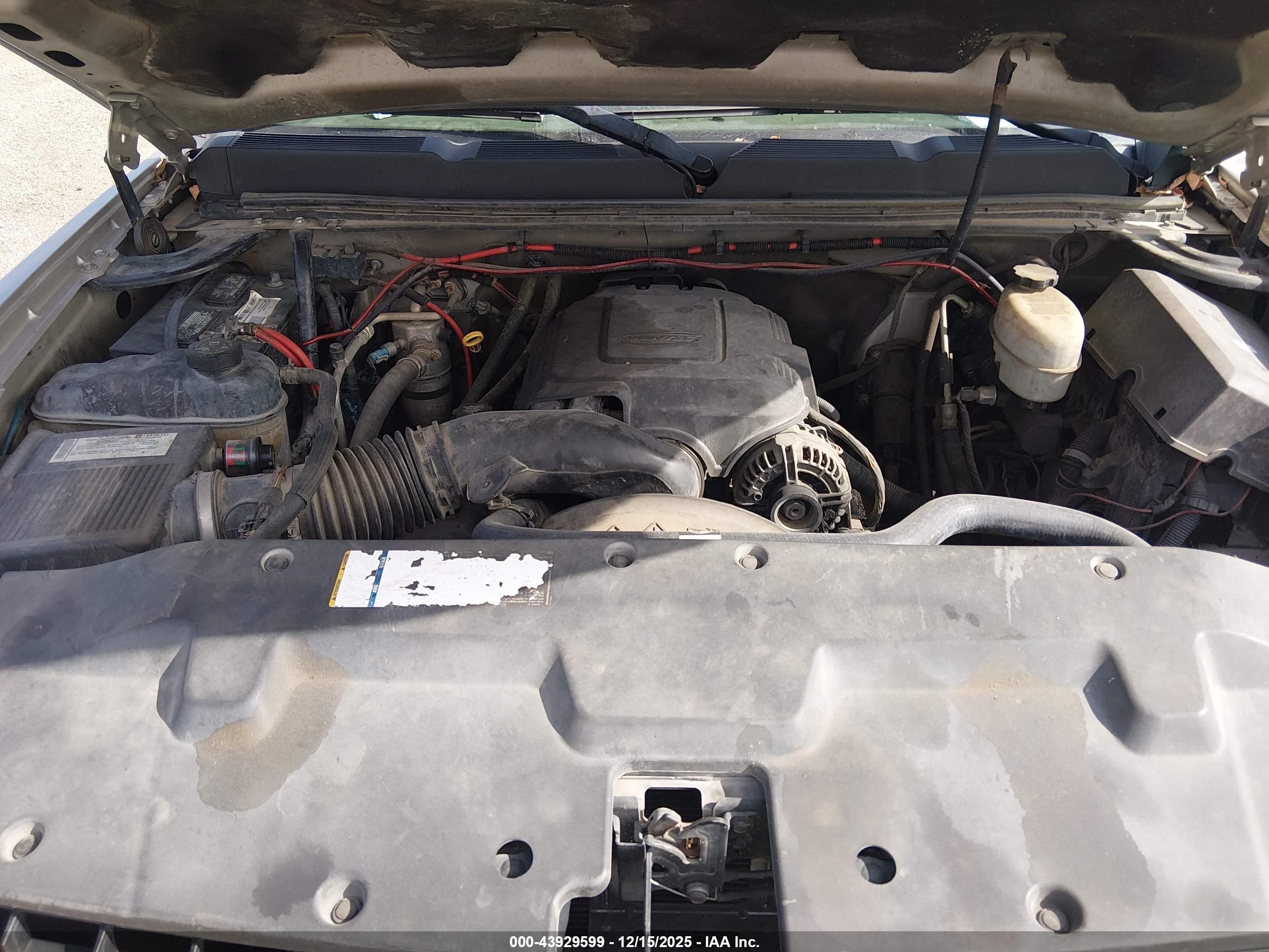 CHEVROLET SILVERADO image 10