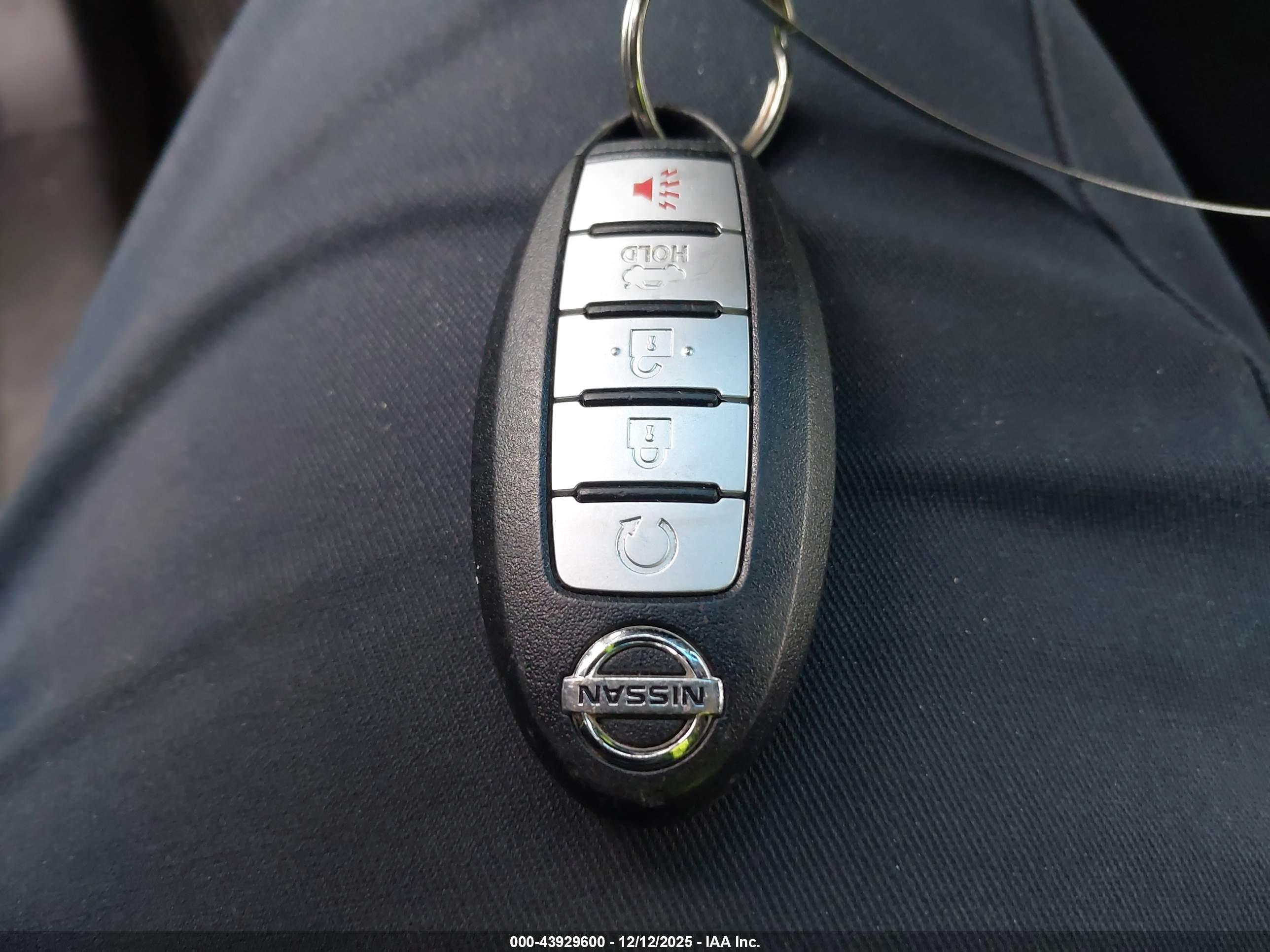 NISSAN ALTIMA image 11