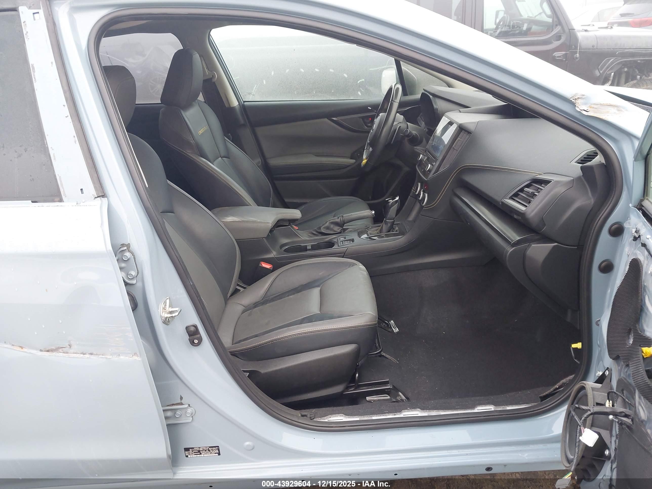 SUBARU CROSSTREK image 5