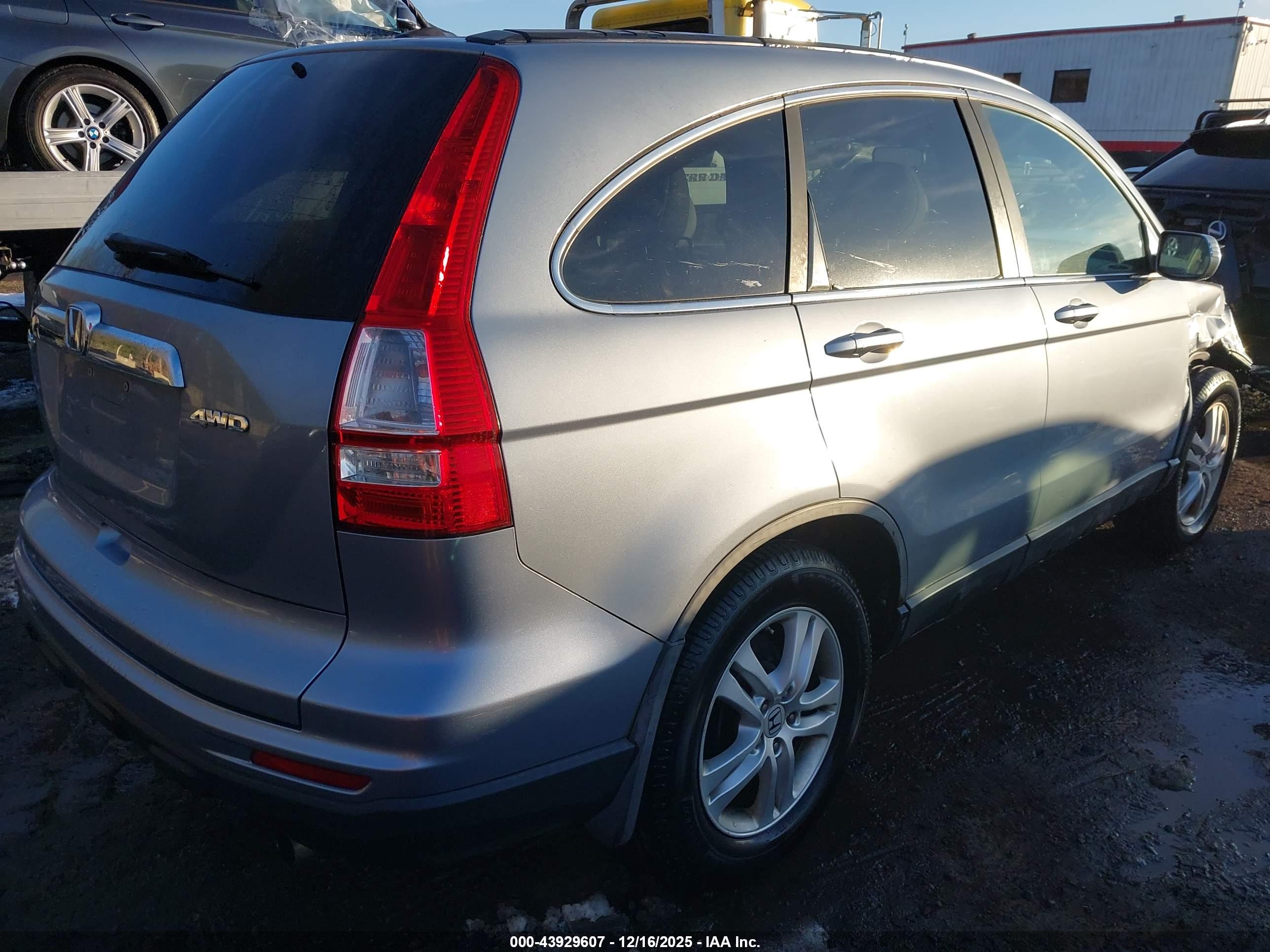 HONDA CR-V image 4