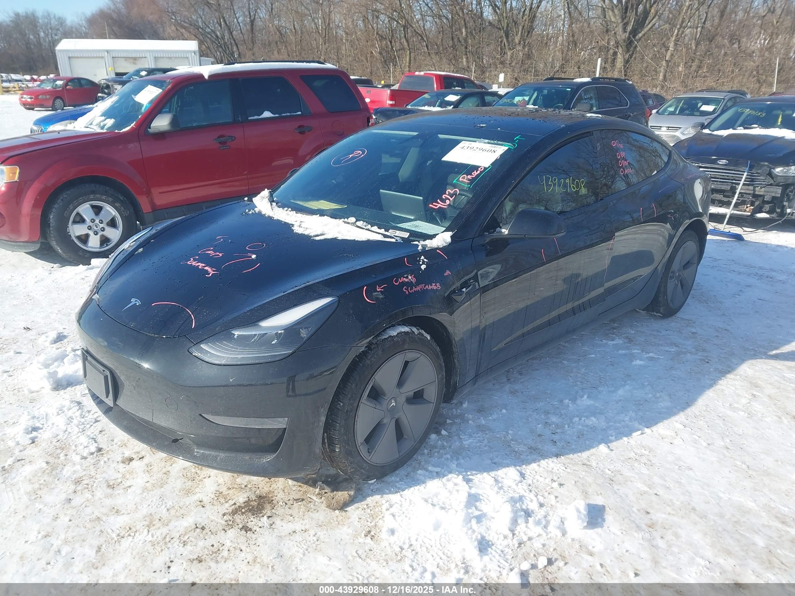 TESLA MODEL image 2