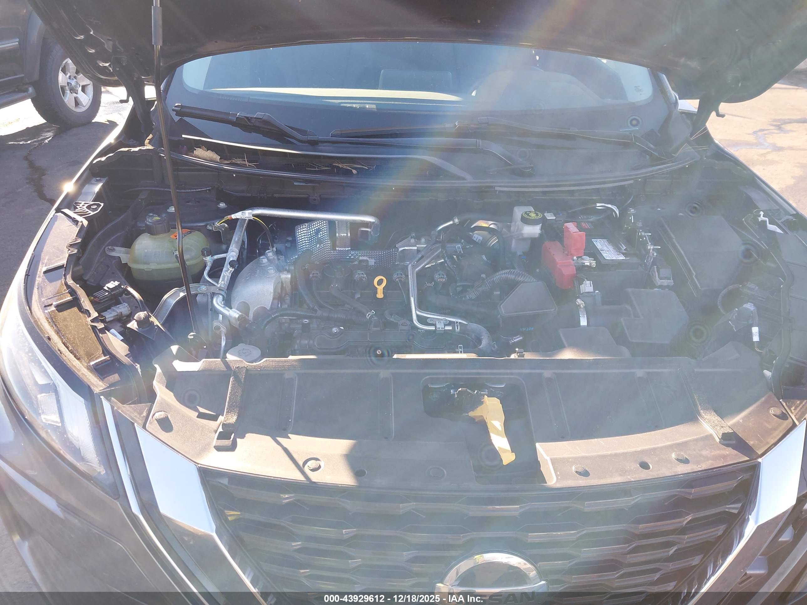 NISSAN ROGUE image 10