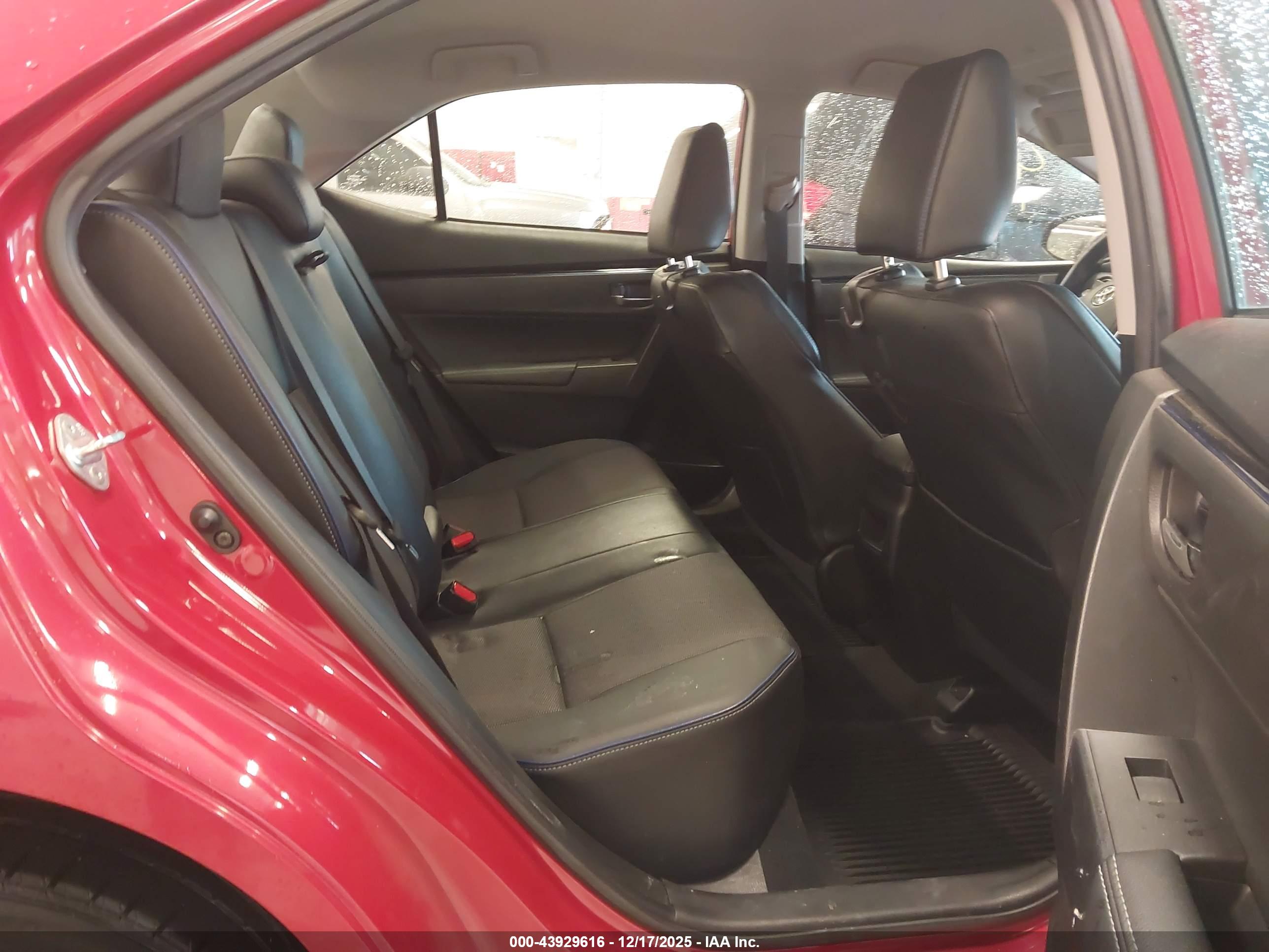 TOYOTA COROLLA image 8