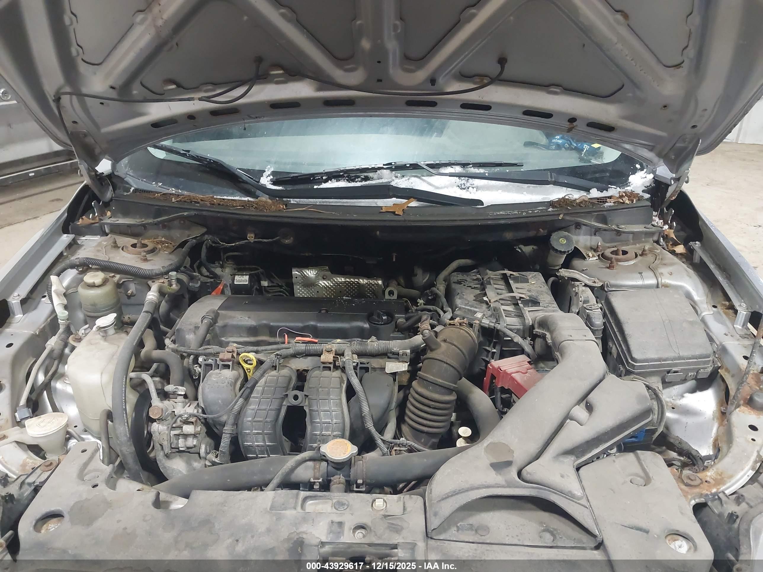 MITSUBISHI LANCER image 10