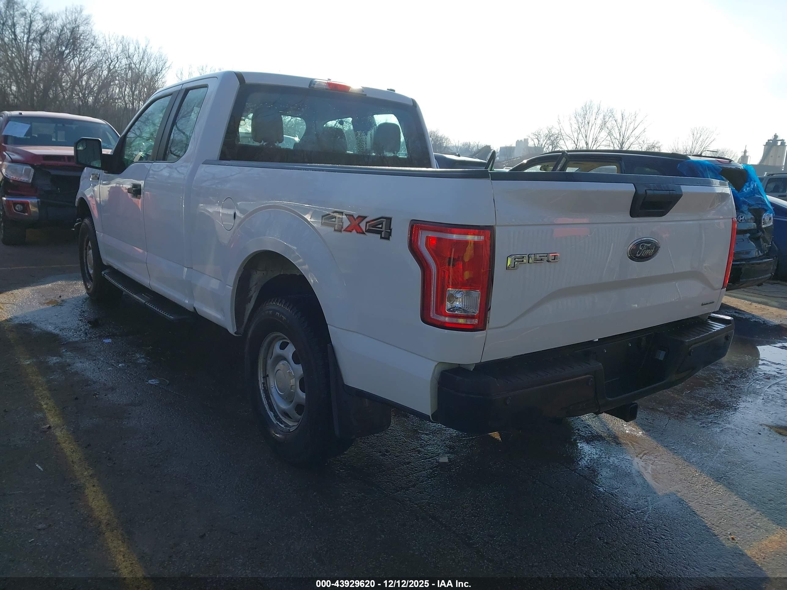 FORD F-150 image 3