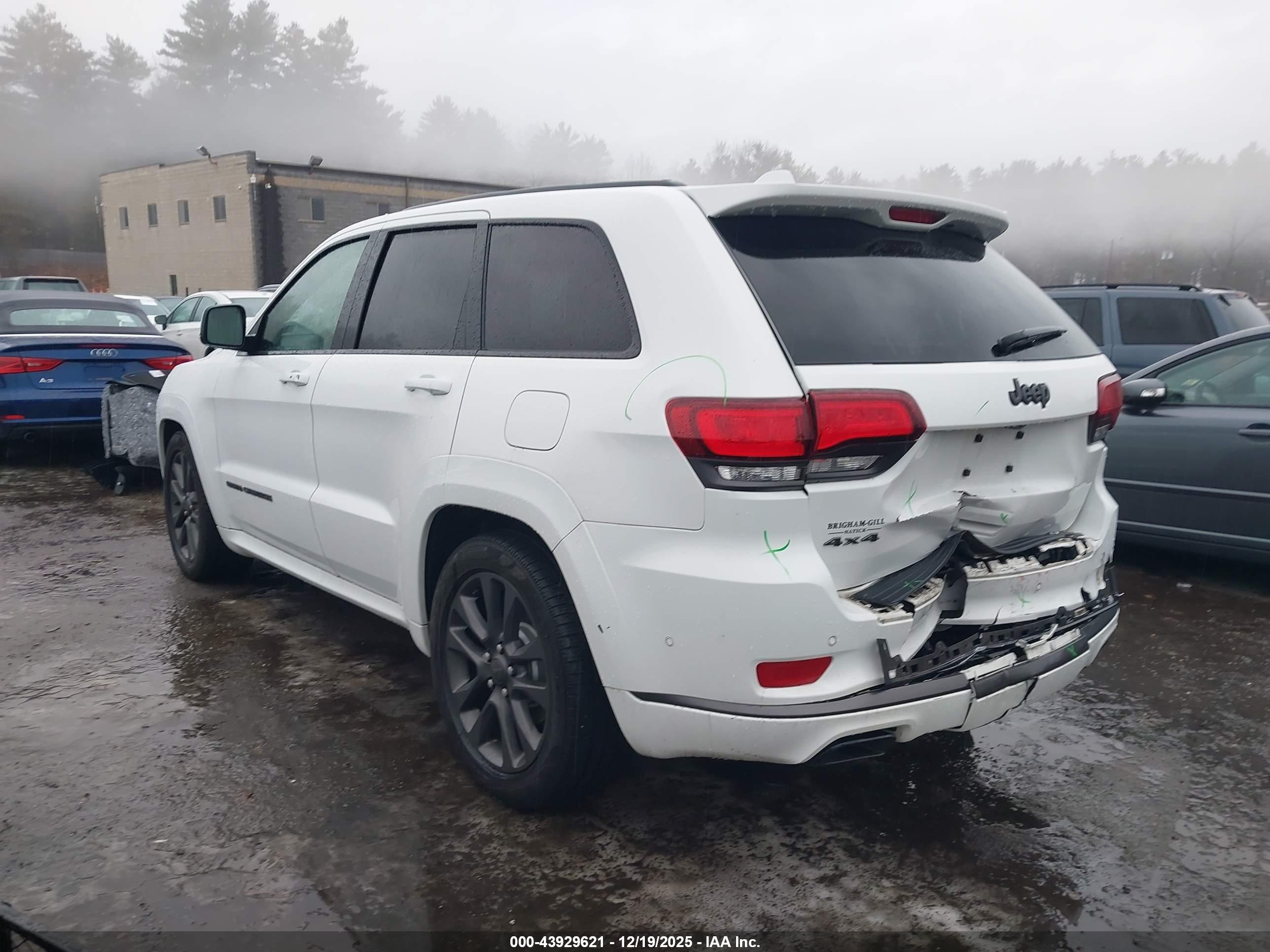 JEEP GRAND image 3