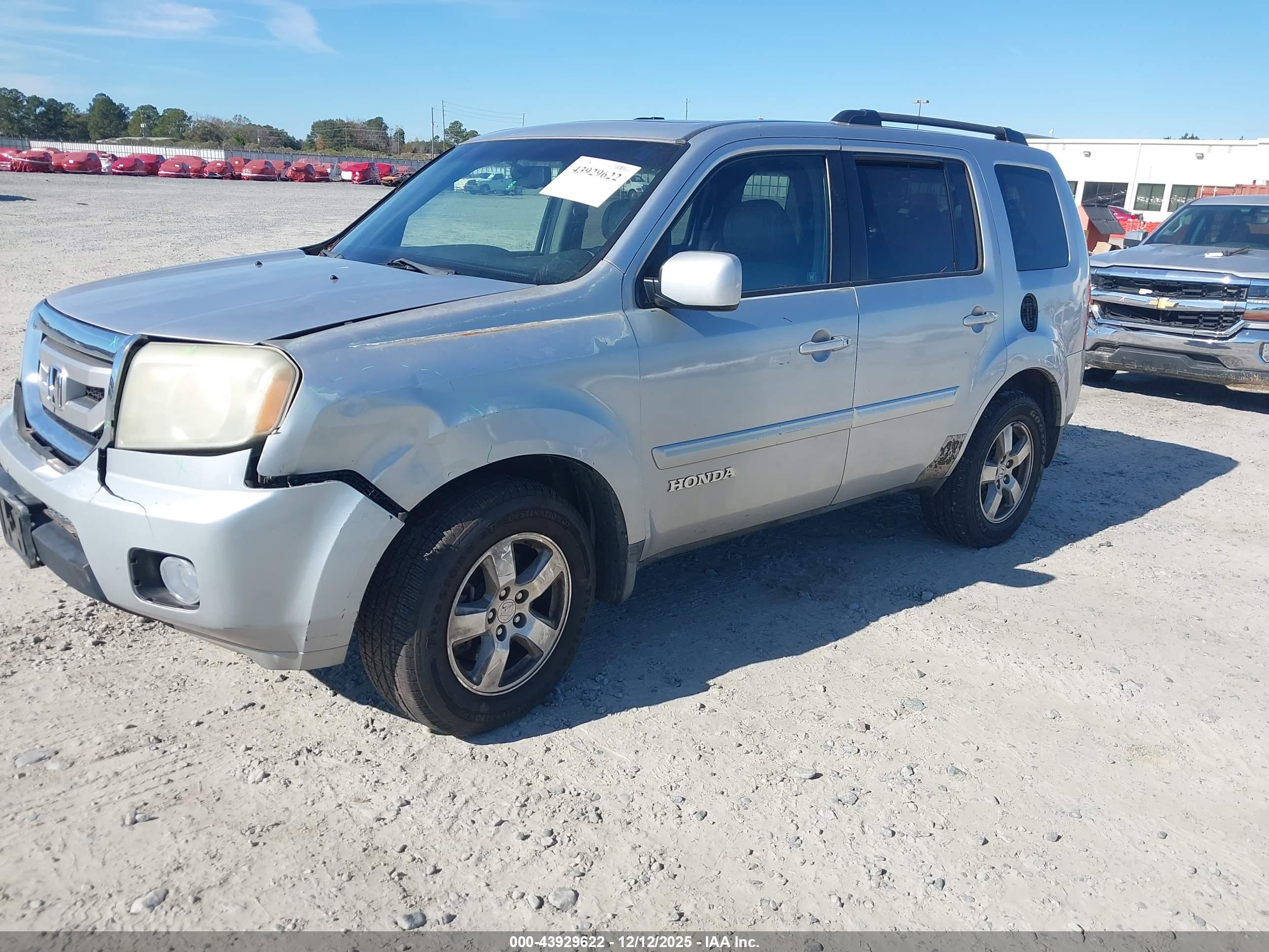 HONDA PILOT image 2