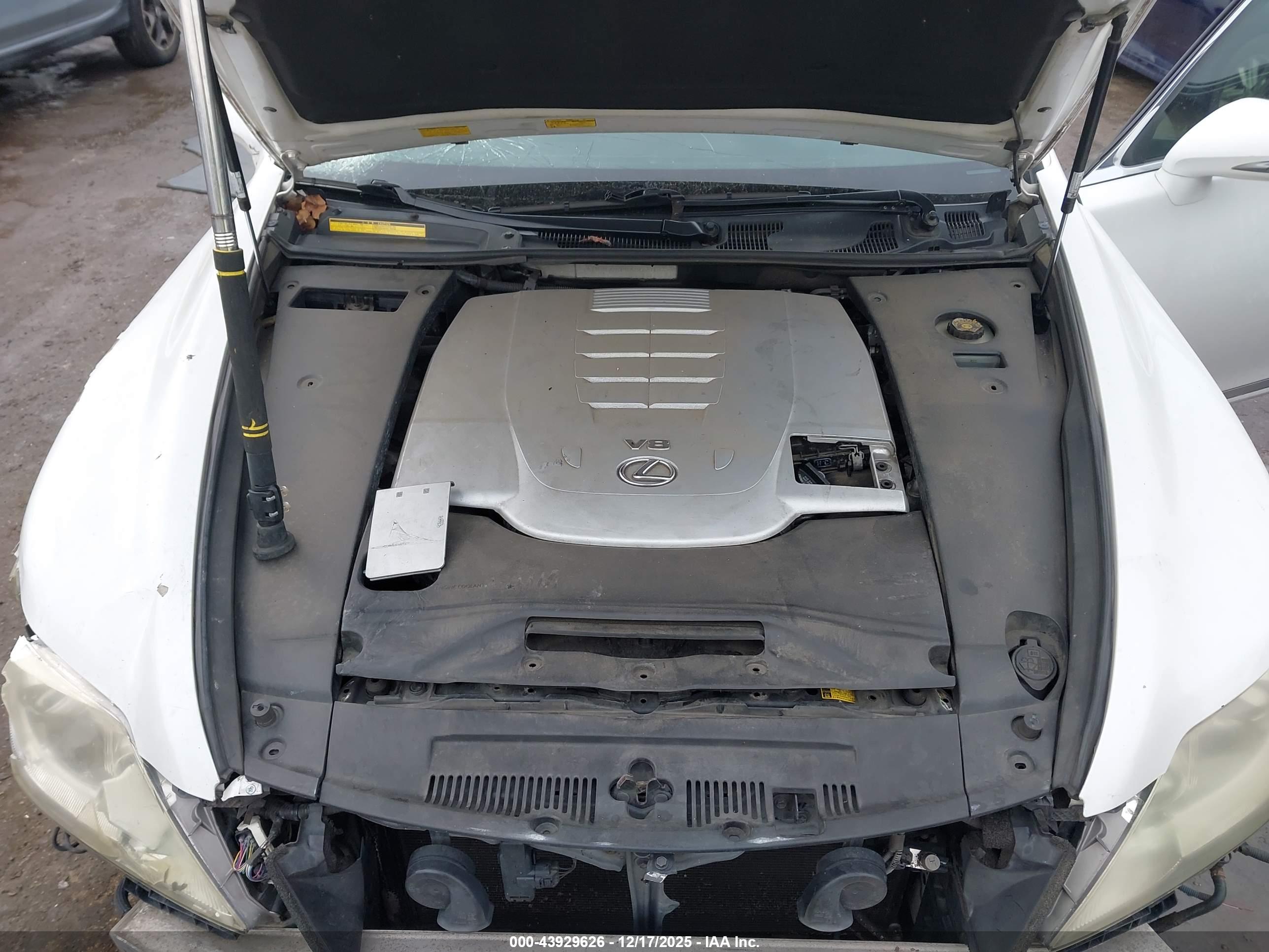 LEXUS LS image 10