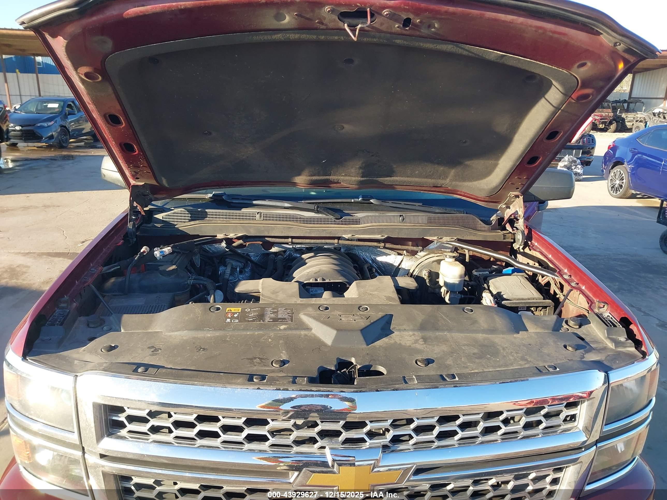CHEVROLET SILVERADO image 10
