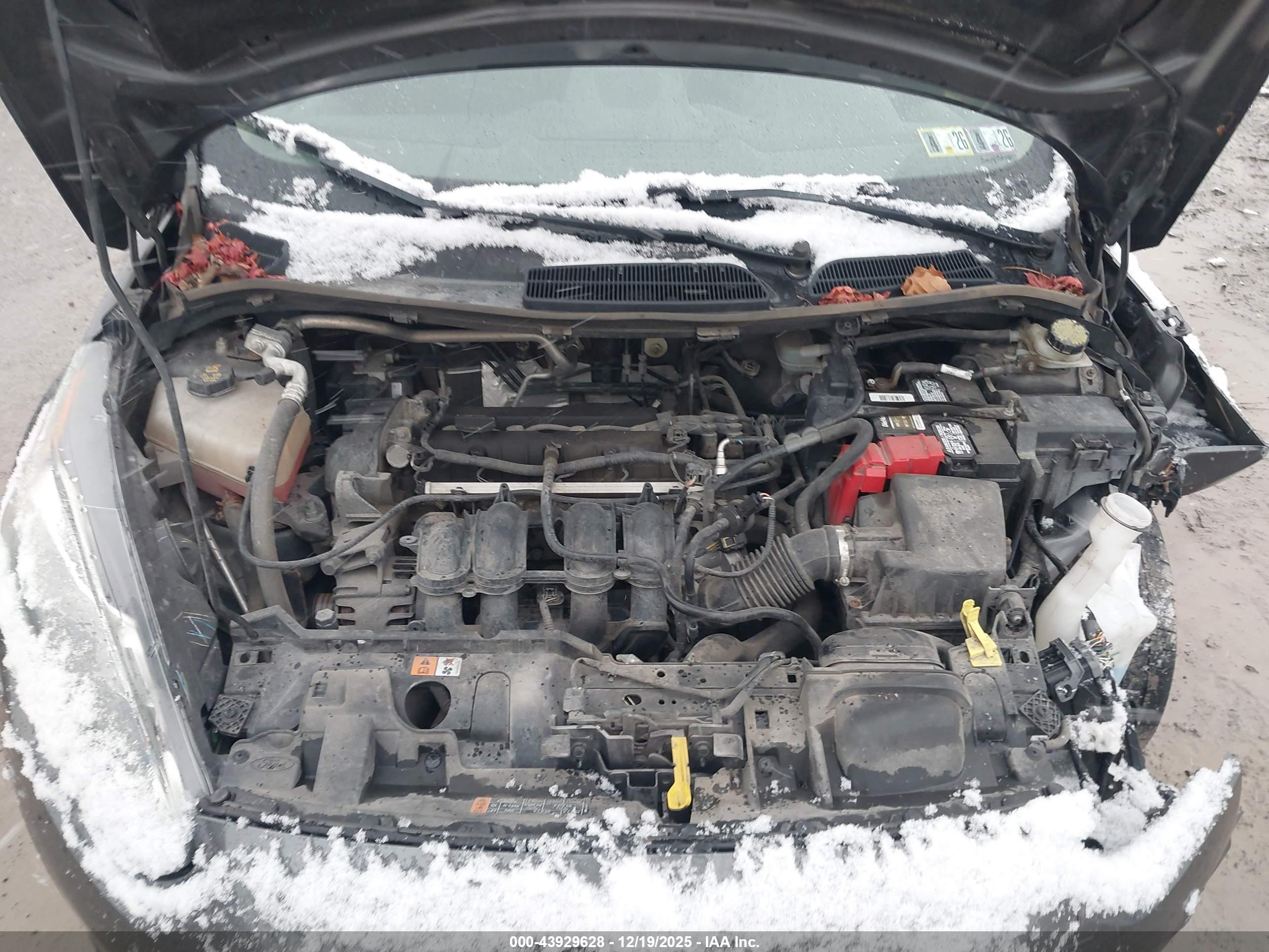 FORD FIESTA image 10