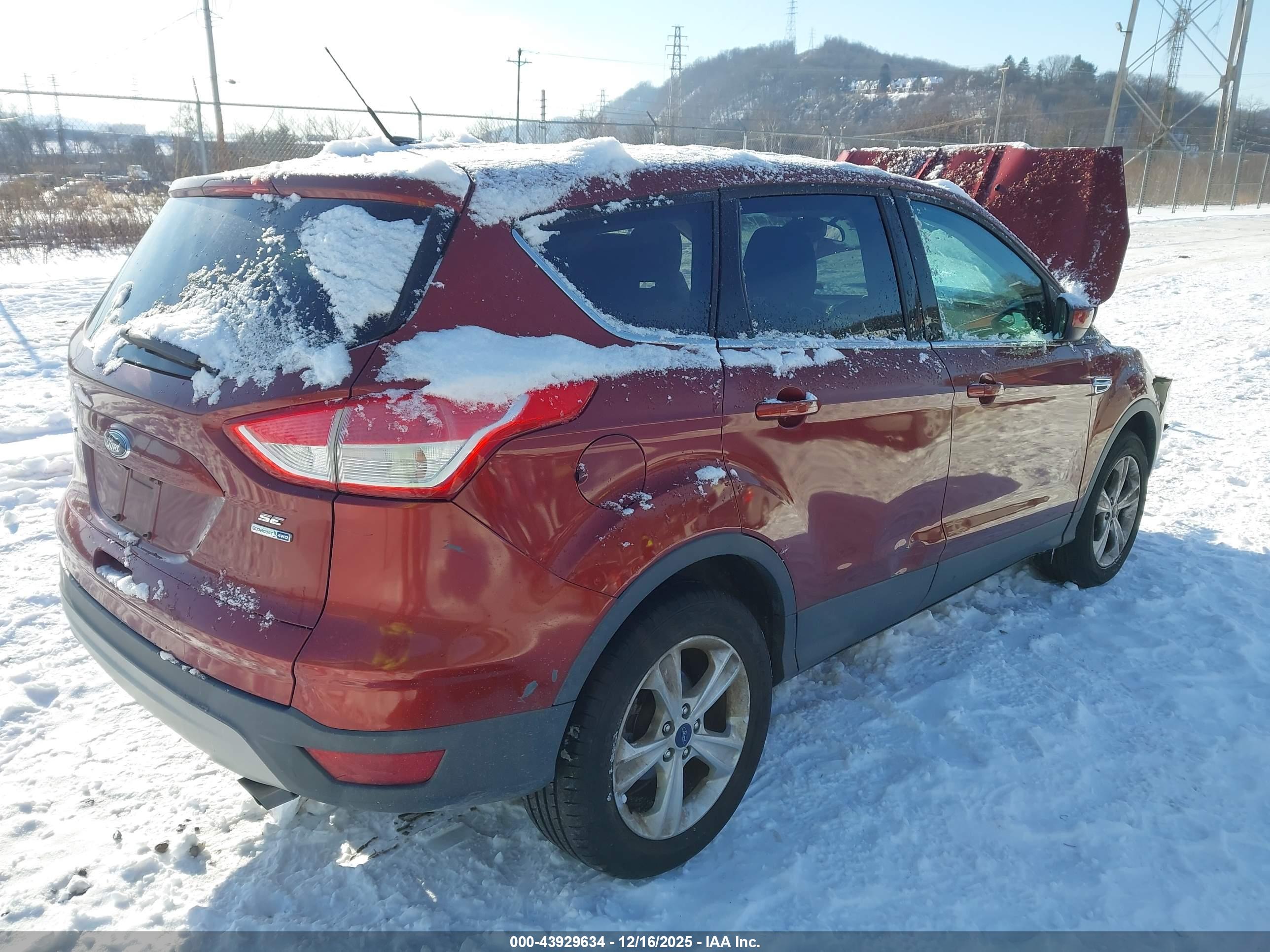 FORD ESCAPE image 4