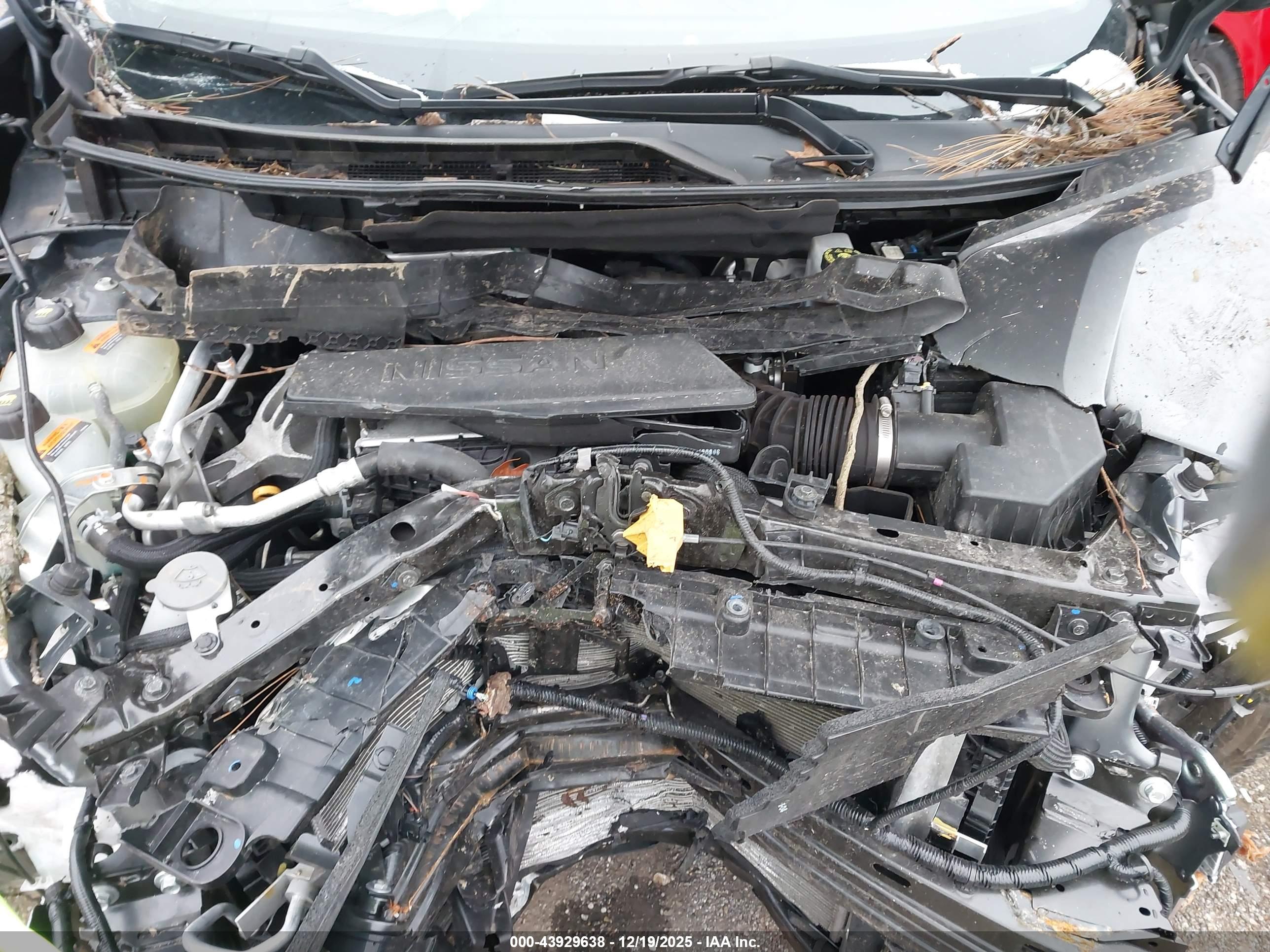 NISSAN ROGUE image 10