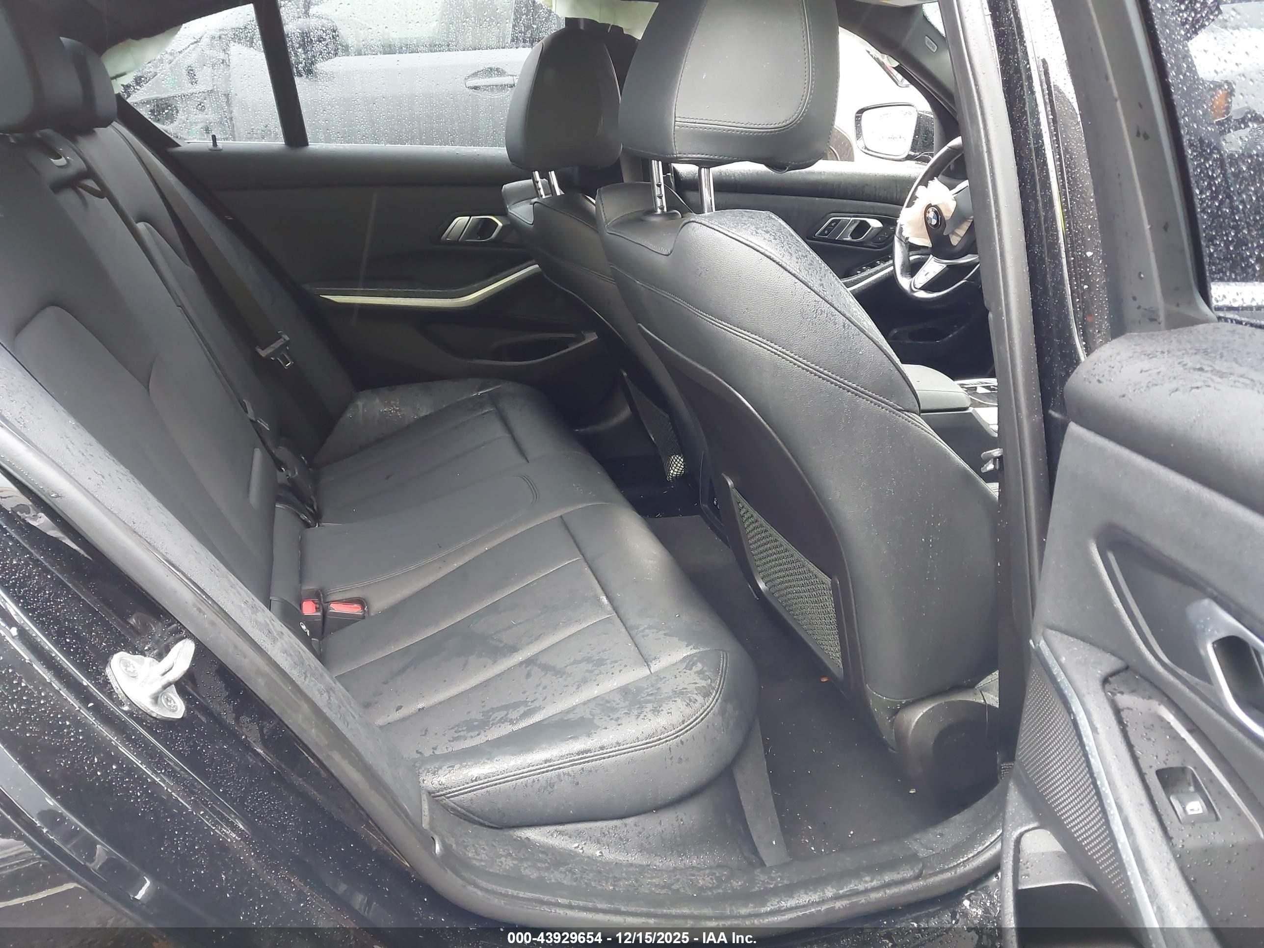 BMW 3 image 8
