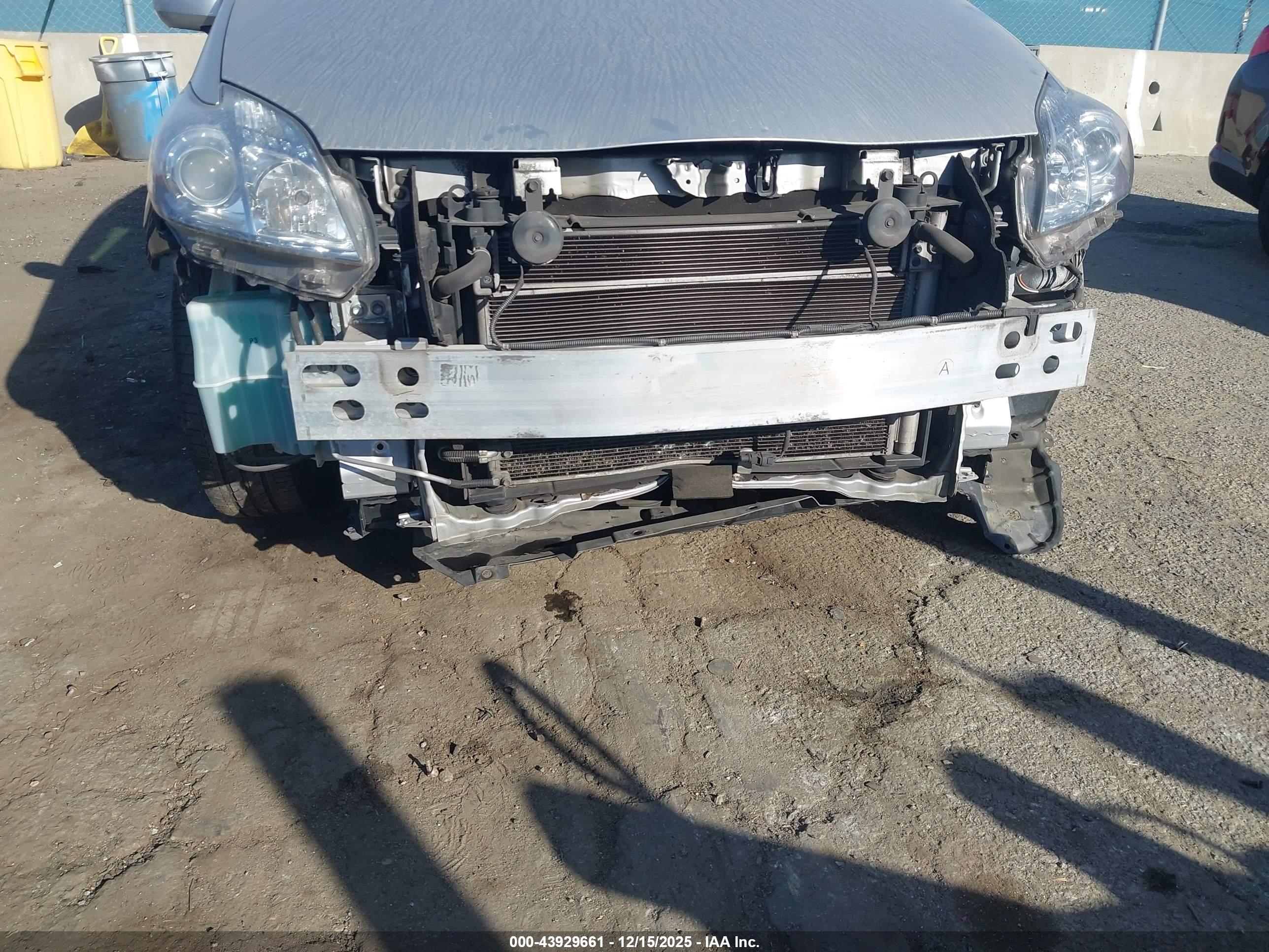 TOYOTA PRIUS image 6