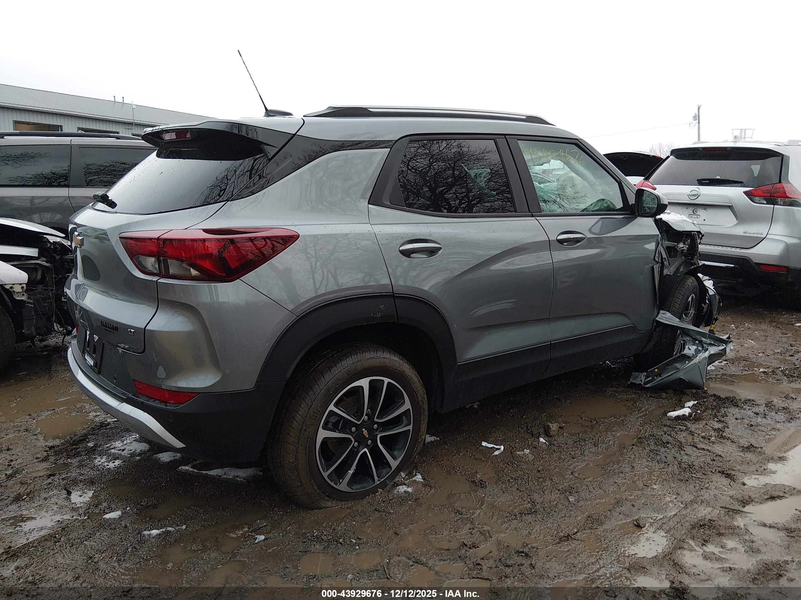 CHEVROLET TRAILBLAZER image 4