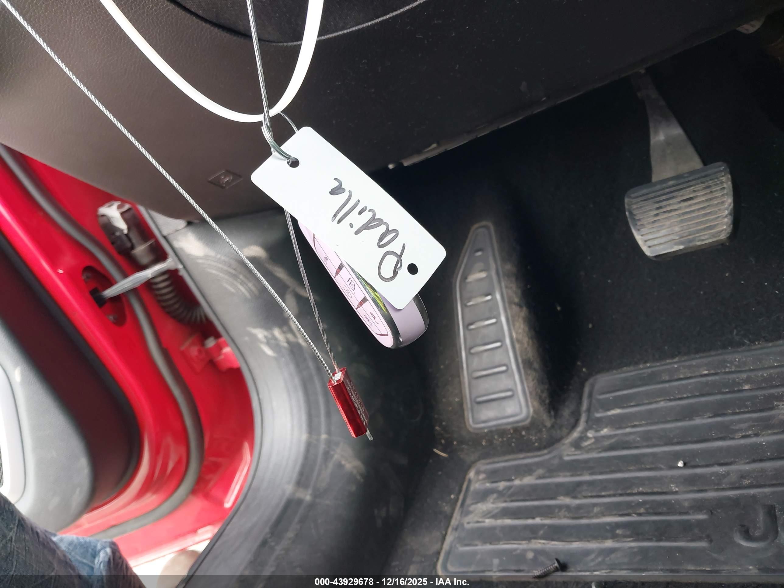 JEEP RENEGADE image 11