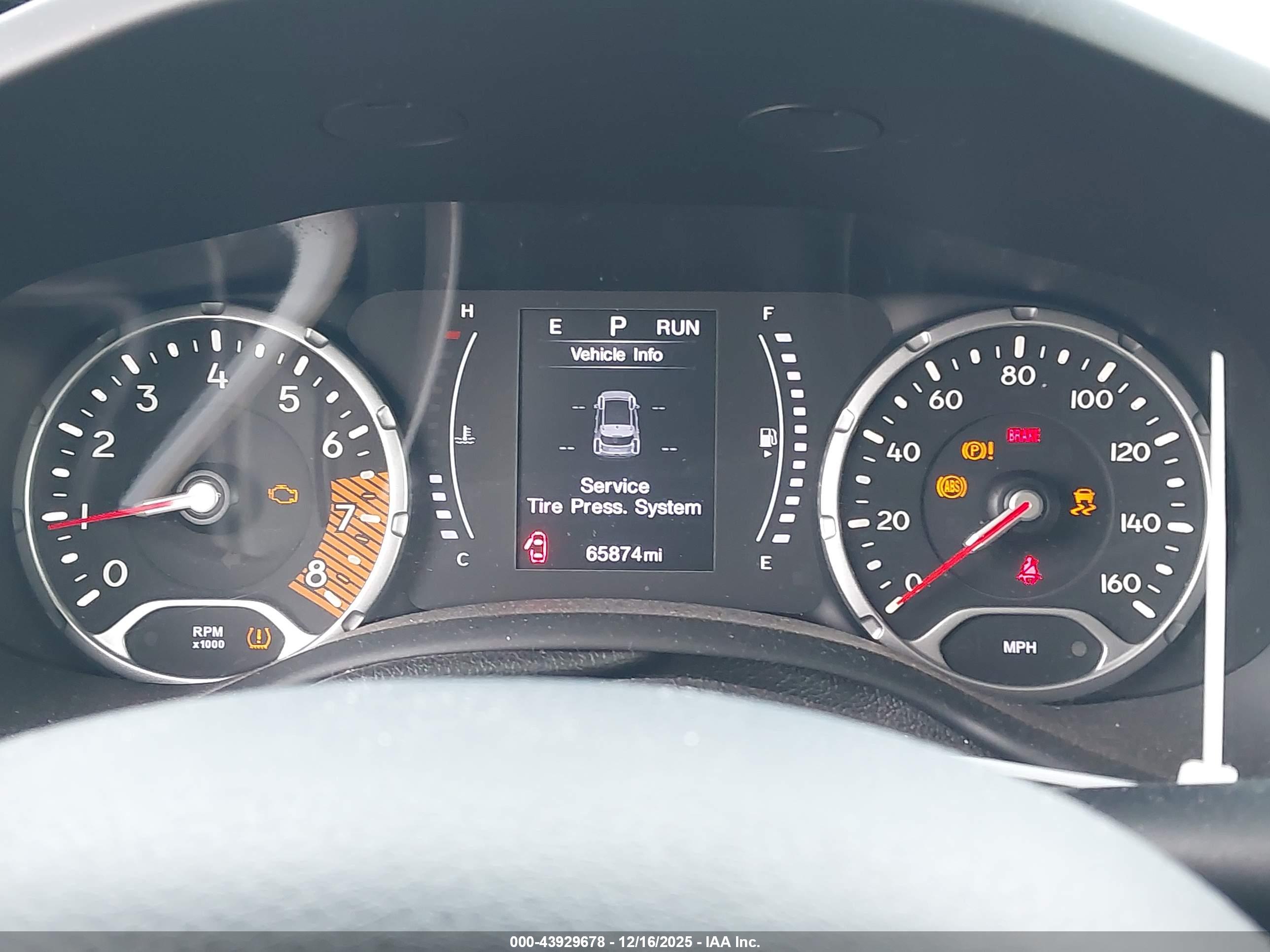 JEEP RENEGADE image 7
