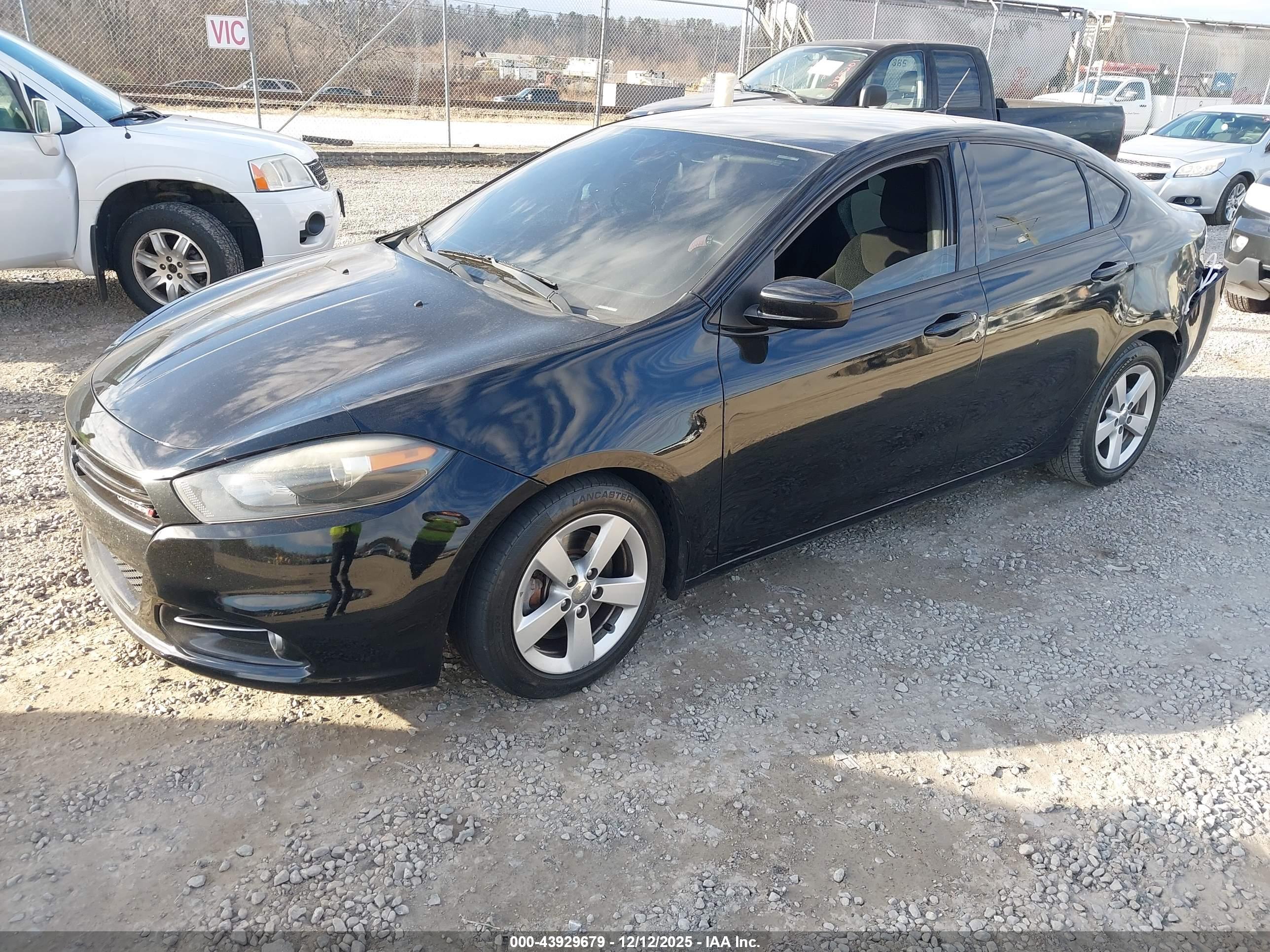 DODGE DART image 2