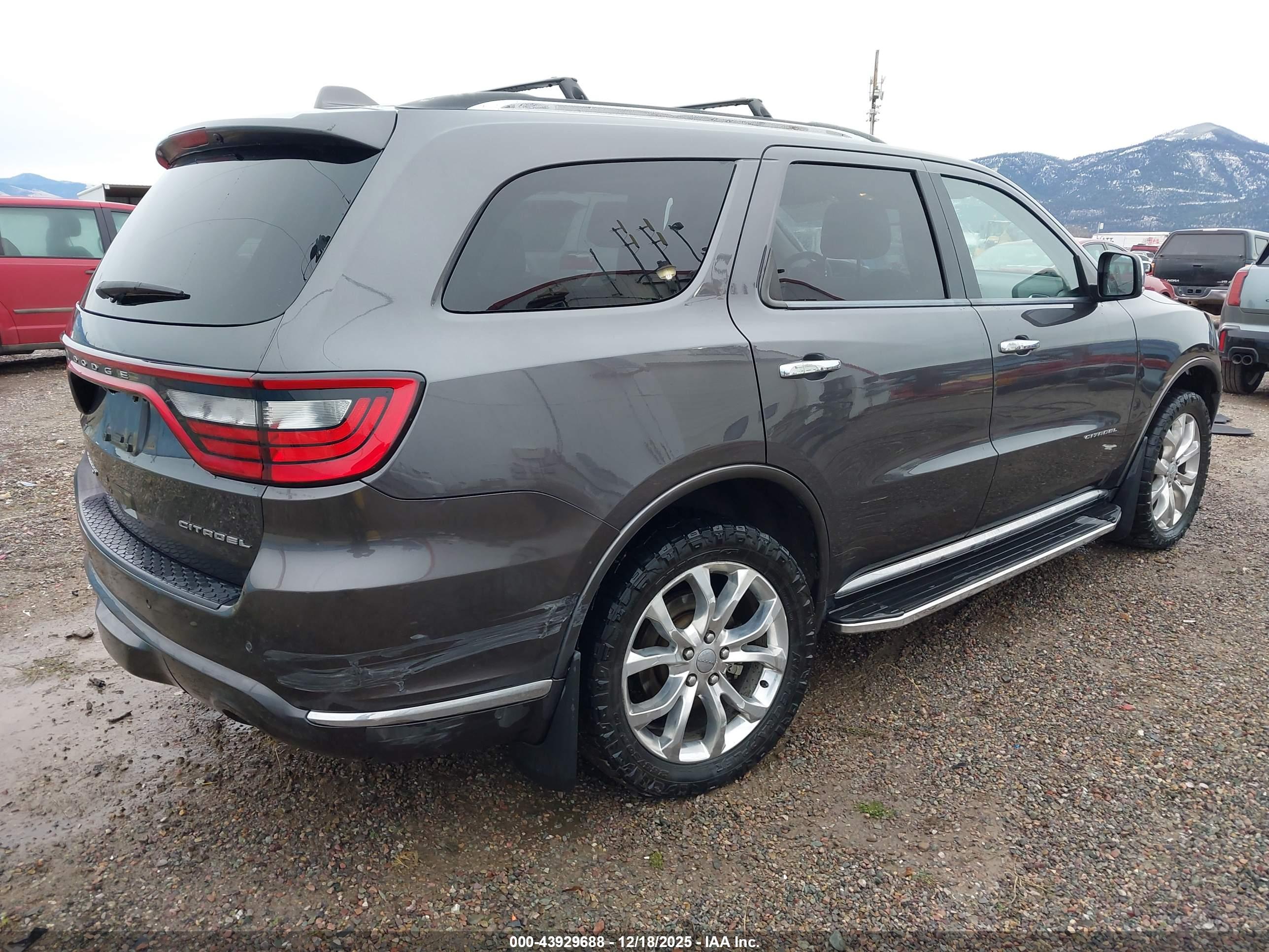 DODGE DURANGO image 4
